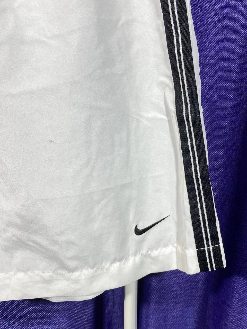 Nike × Vintage Nike Vintage Nylon White Y2K Shorts Size US 36 / EU 52 - 2 Thumbnail