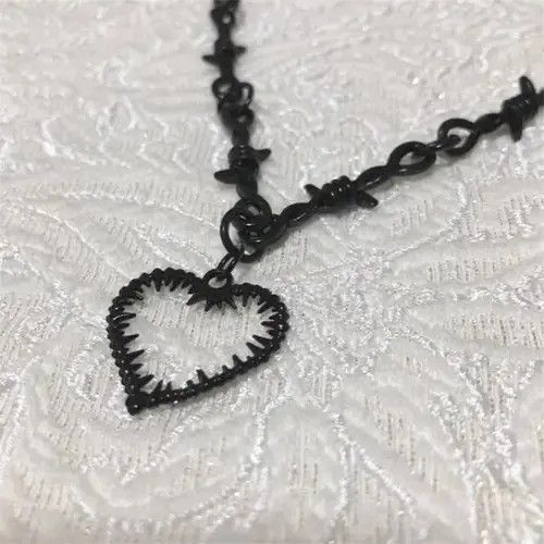 Jewelry Heart Charm Chocker Necklace Size ONE SIZE - 2 Thumbnail