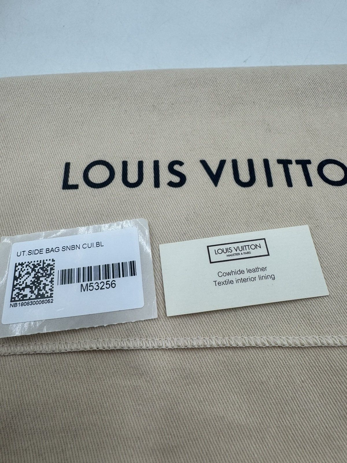 Louis Vuitton Louis Vuitton Utility Side CrossBody Bag Size ONE SIZE - 11 Thumbnail