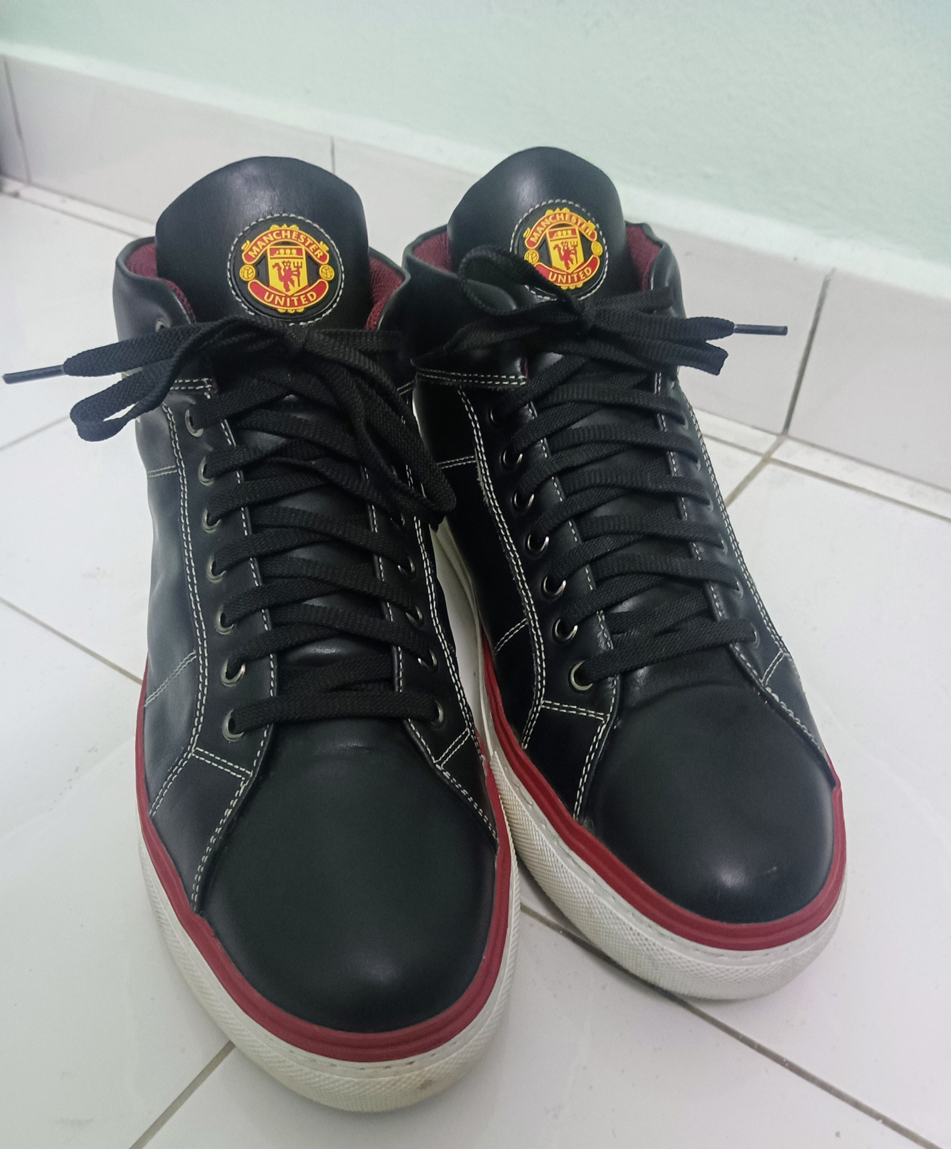 Other Manchester United - Trafford - MEN’S C300 Size US 12 / EU 45 - 9 Thumbnail
