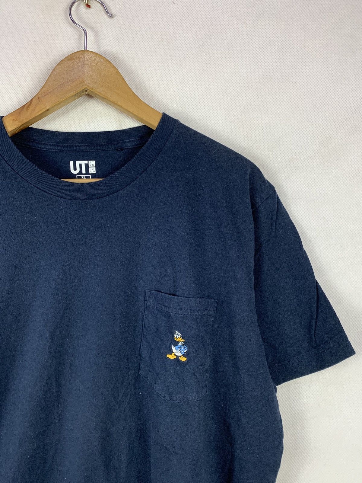 Disney Steals! Donald Duck Uniqlo Disney Pocket Tee Size US XL / EU 56 / 4 - 2 Thumbnail
