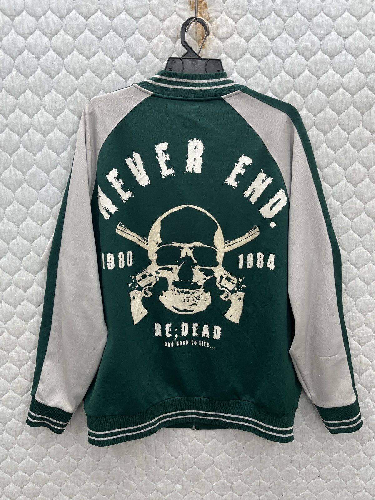 🔥ARCHIVE🔥 CENTER CLEASE SKULLS SWEATER