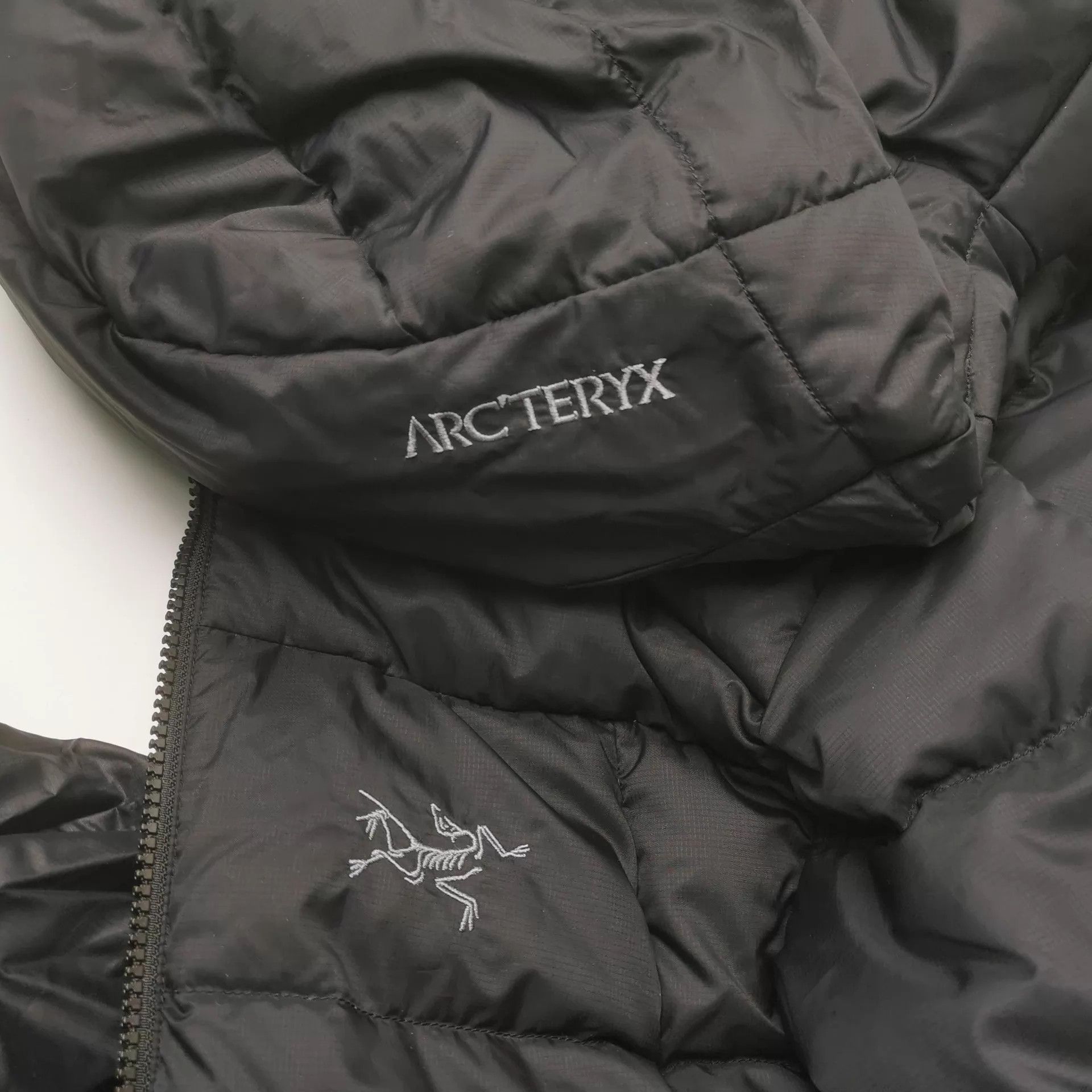 Arc'teryx Arcteryx Down Jacket Size S / US 4 / IT 40 - 6 Thumbnail