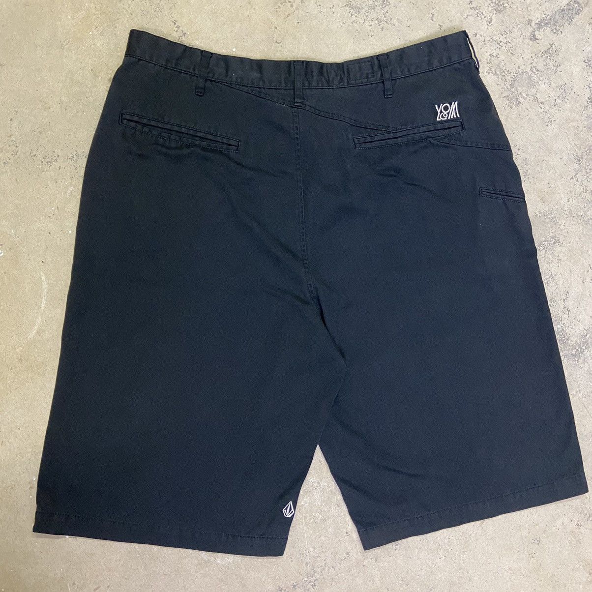 Vintage × Volcom Y2K Volcom Shorts Size US 37 - 2 Thumbnail