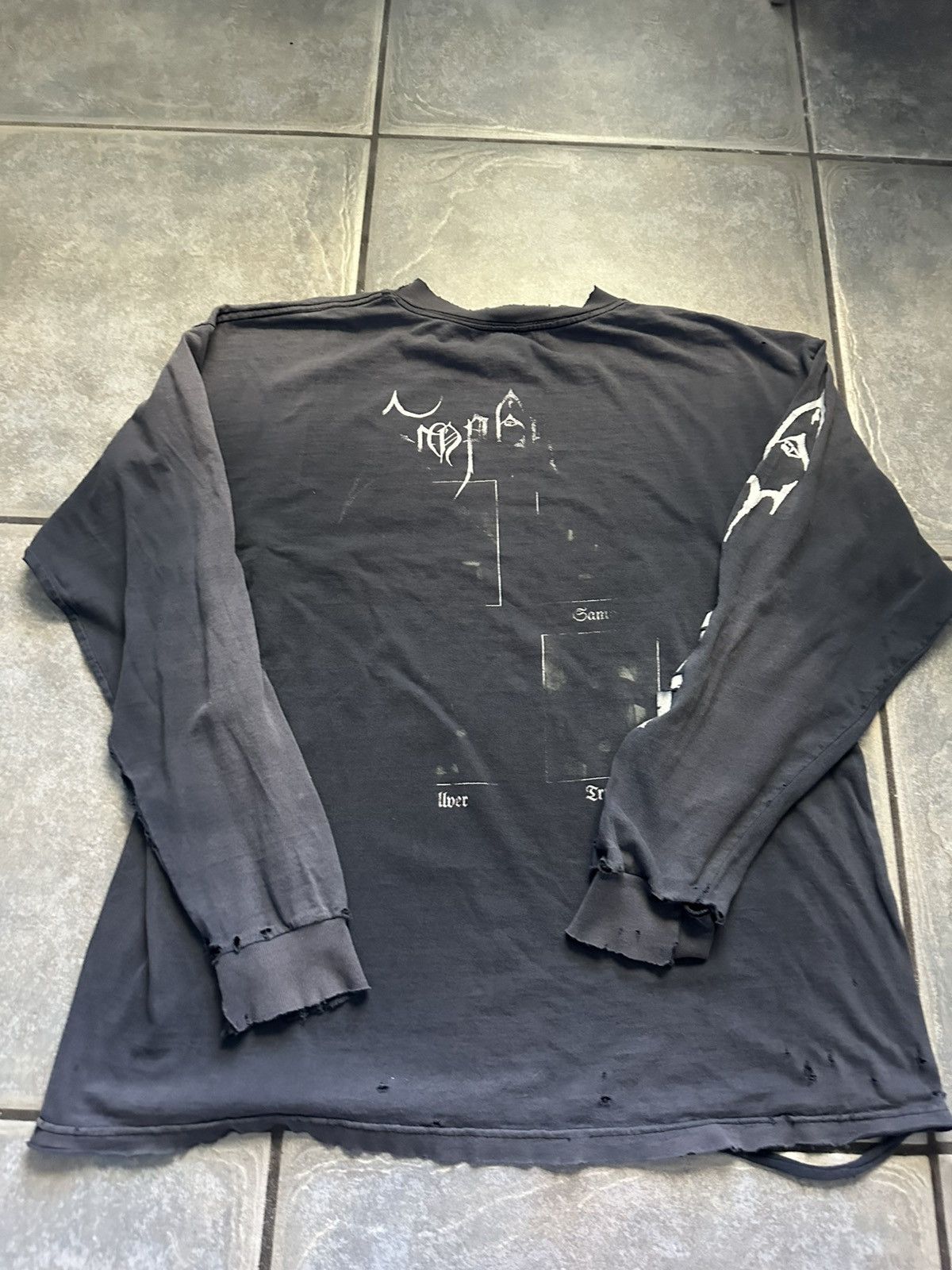 Vintage Thrashed and Faded Vintage 1997 Emperor long sleeve Size US XL / EU 56 / 4 - 3 Thumbnail