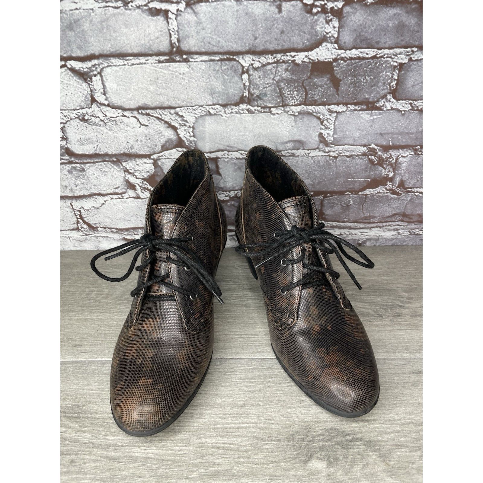 Rockport ROCKPORT Cobb Hill Rashel Brown FLoral Leather Lace Booties Size US 9 / IT 39 - 2 Thumbnail