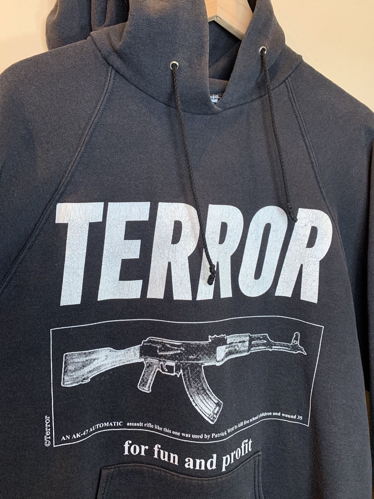 Band Tees *RARE* Vintage 80’s Terror Worldwide Don Rock AK-47 Hoodie Size US XL / EU 56 / 4 - 9 Thumbnail