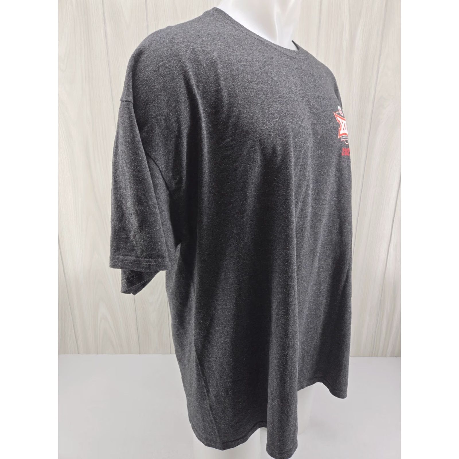 Champion VINTAGE 2020 Big 12 Men’s Championship T Shirt Gray 2XL Champion Men Short Sleeve Cotton Shirt Mens” Size US XXL / EU 58 / 5 - 7 Thumbnail