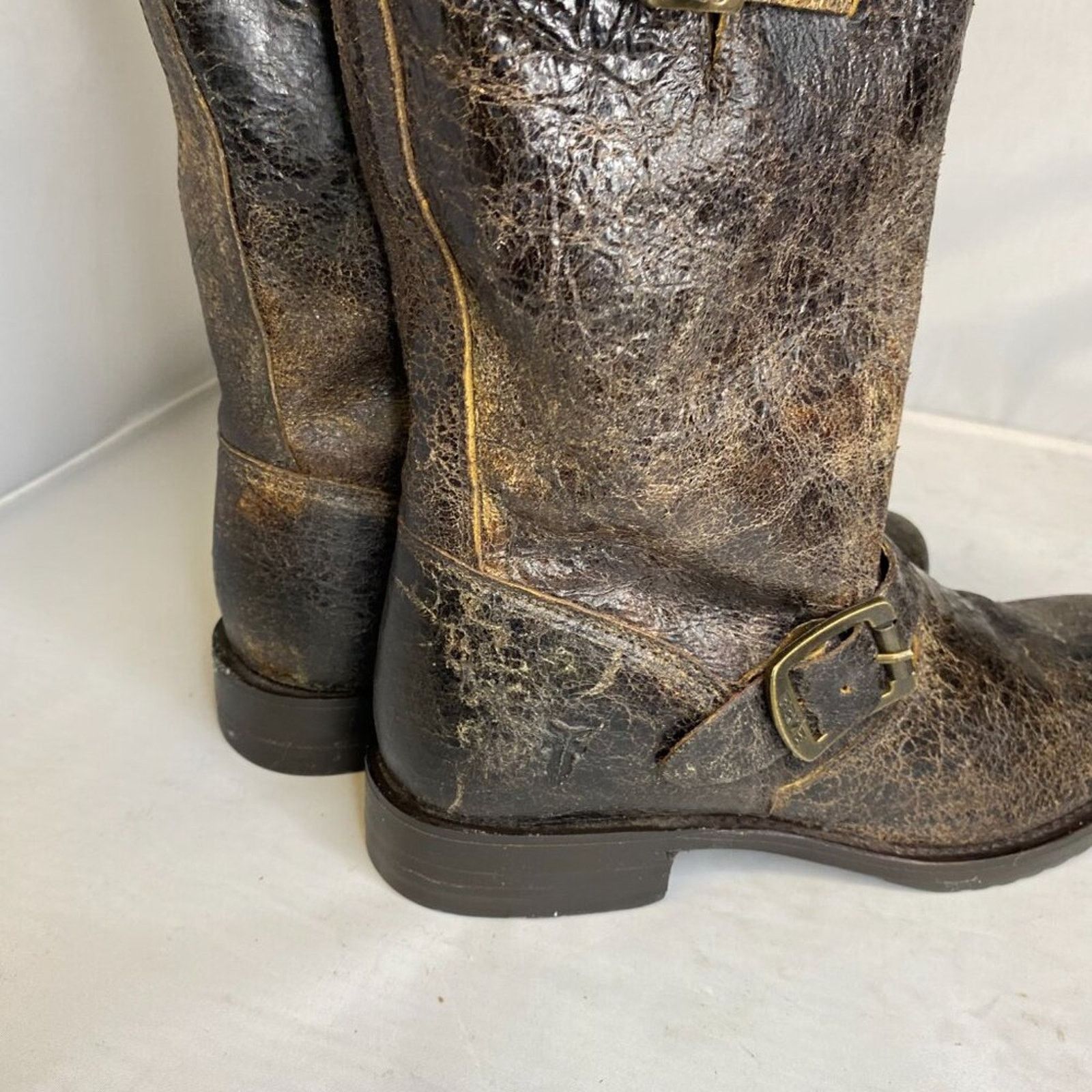 Frye Frye Veronica Engineer Brown Distressed Leather boots 7 Size US 7 / IT 37 - 3 Thumbnail