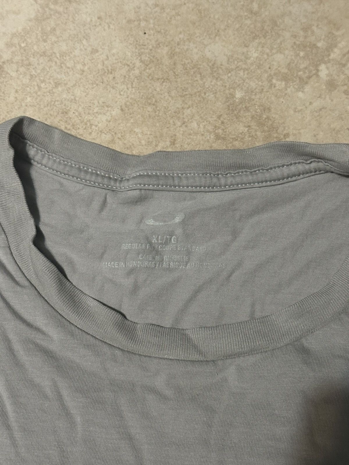 Oakley Oakley Tee Size US XL / EU 56 / 4 - 2 Thumbnail