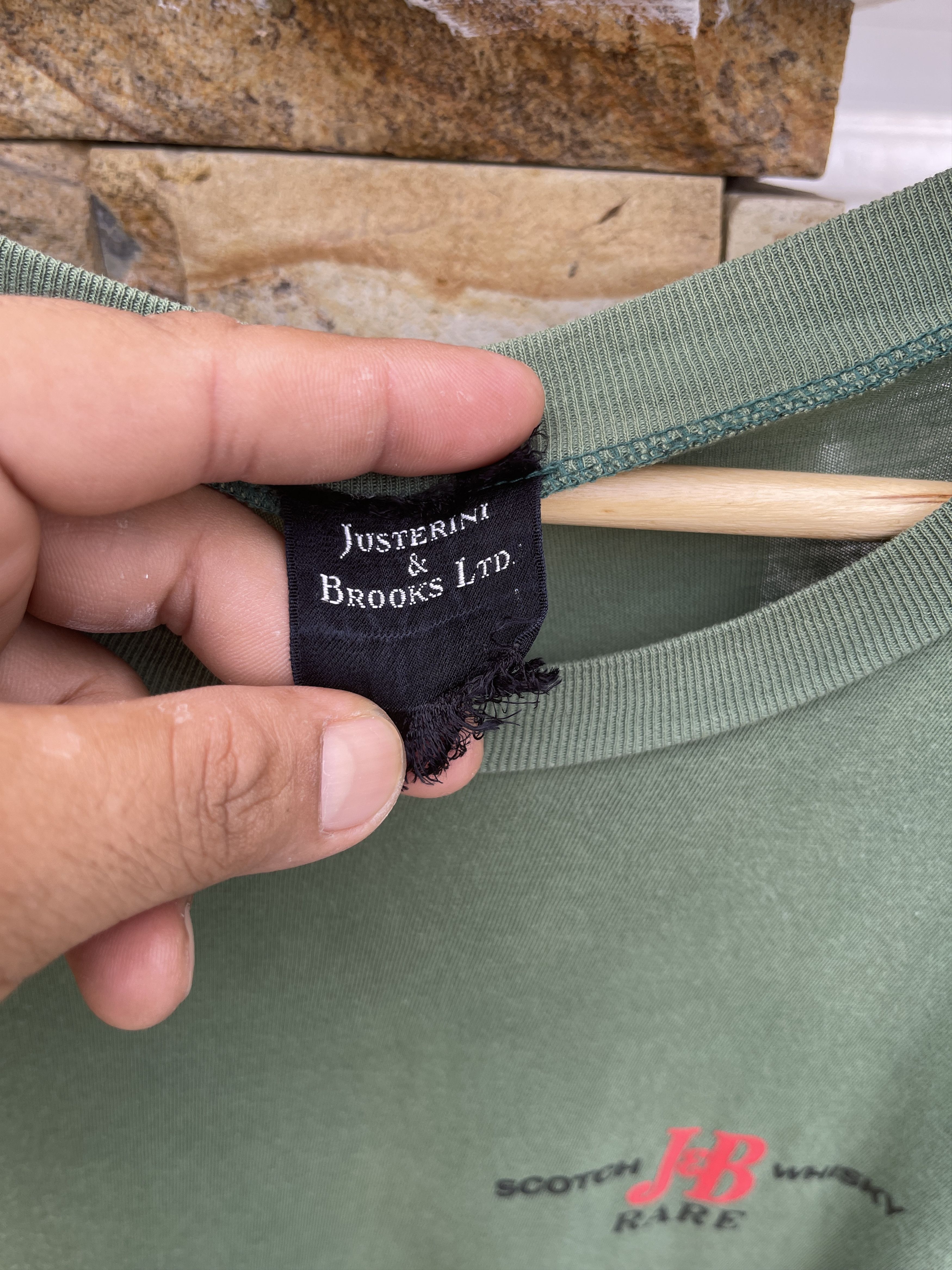 Vintage Last Drop🔥Rare🔥Vintage J&B Scotch Whiskey Logo T-Shirt Size US M / EU 48-50 / 2 - 6 Thumbnail