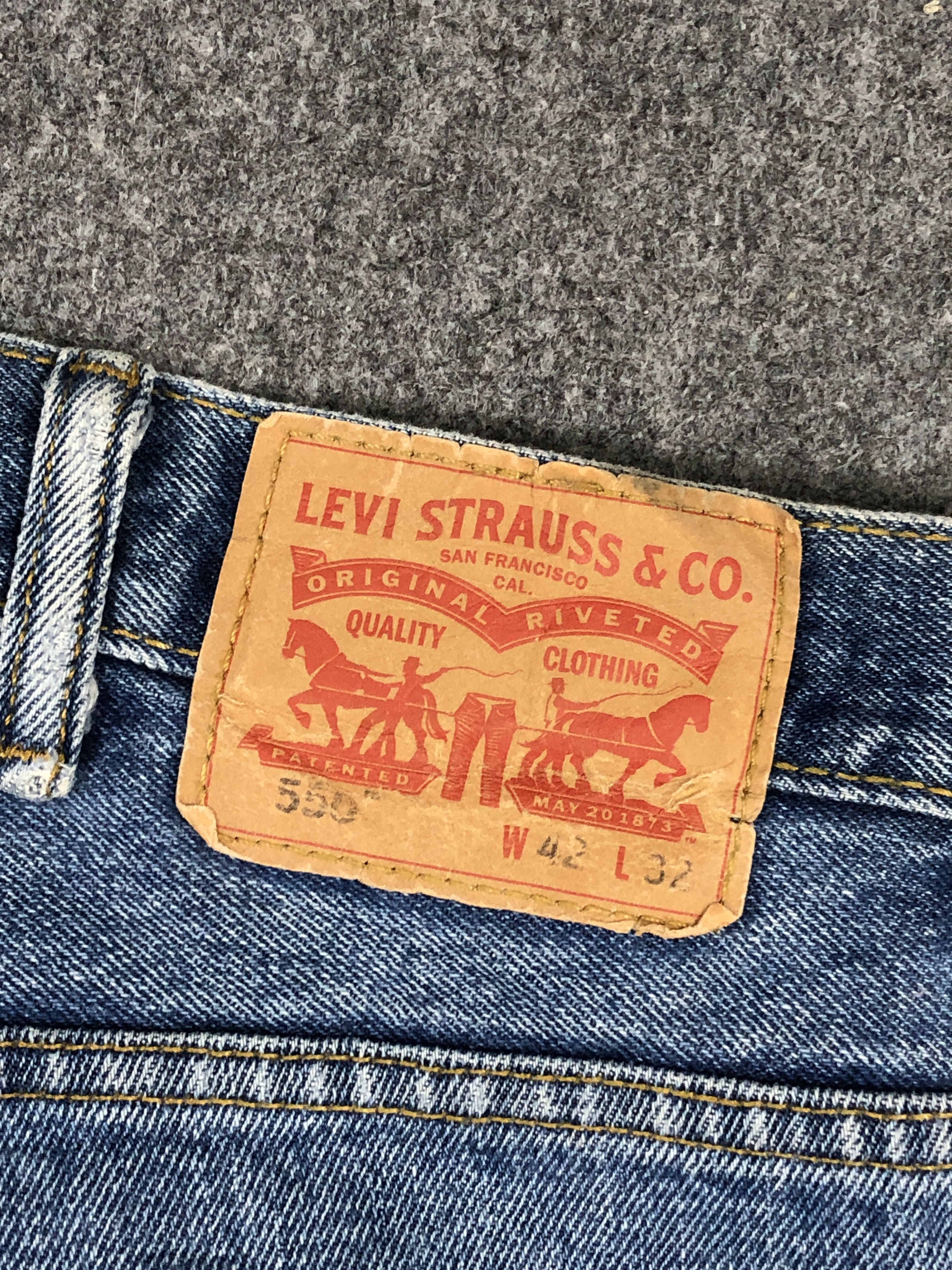 Levi's Vintage Levi's 505 Distressed Faded Blue Jeans DP2237 Size US 41 - 5 Thumbnail