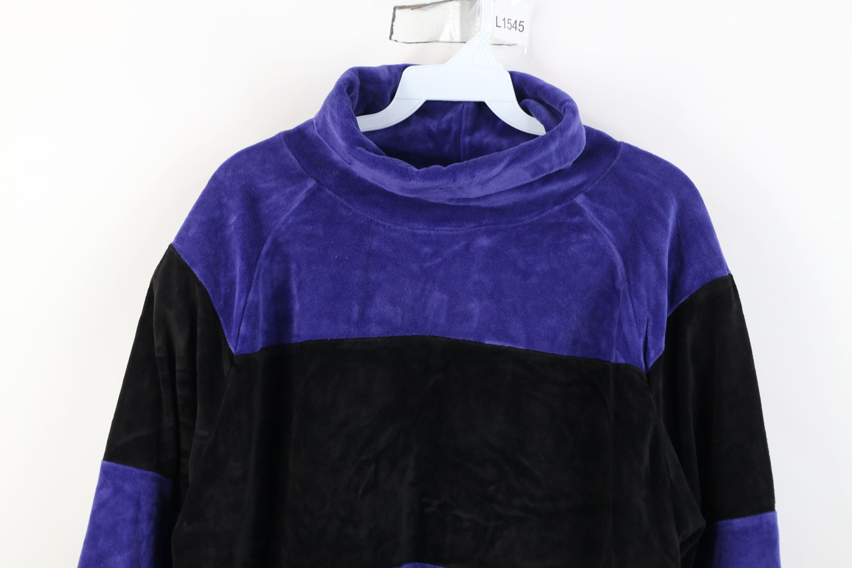 Vintage Vintage 90s Streetwear Block Plush Velour Turtleneck Sweater Size XL / US 12-14 / IT 48-50 - 2 Thumbnail