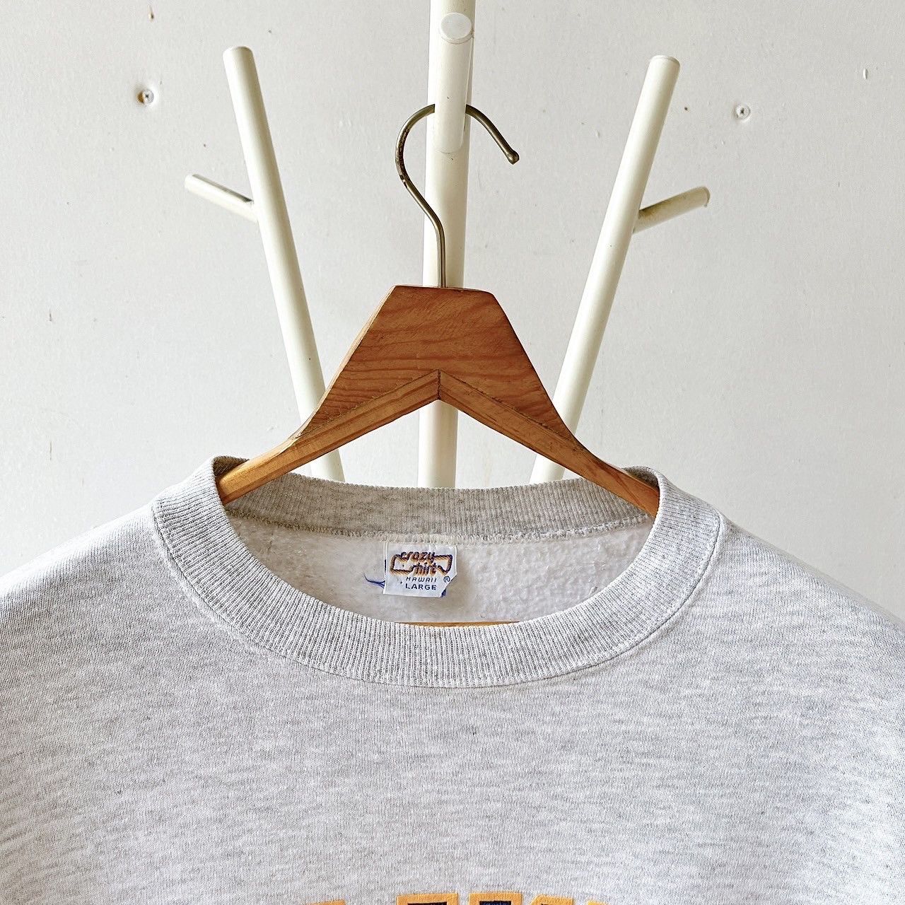 Vintage 90s Waikiki, Hawaii crewneck sweatshirt/ L Size US L / EU 52-54 / 3 - 2 Thumbnail
