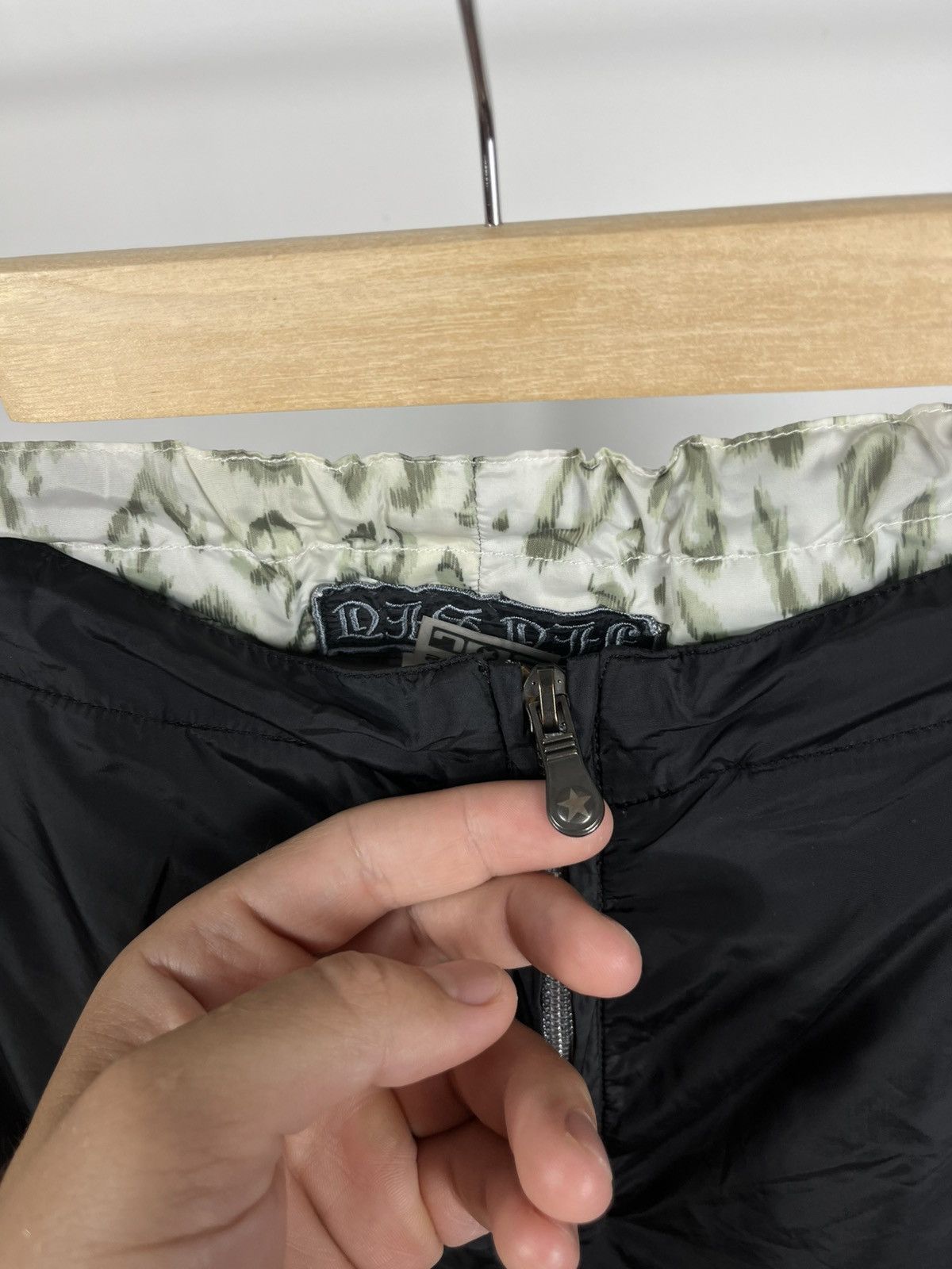 JET SET Jet Set Tech Nylon Pants Black Women’s Size 4 Y2K Size 27" / US 4 / IT 40 - 4 Thumbnail