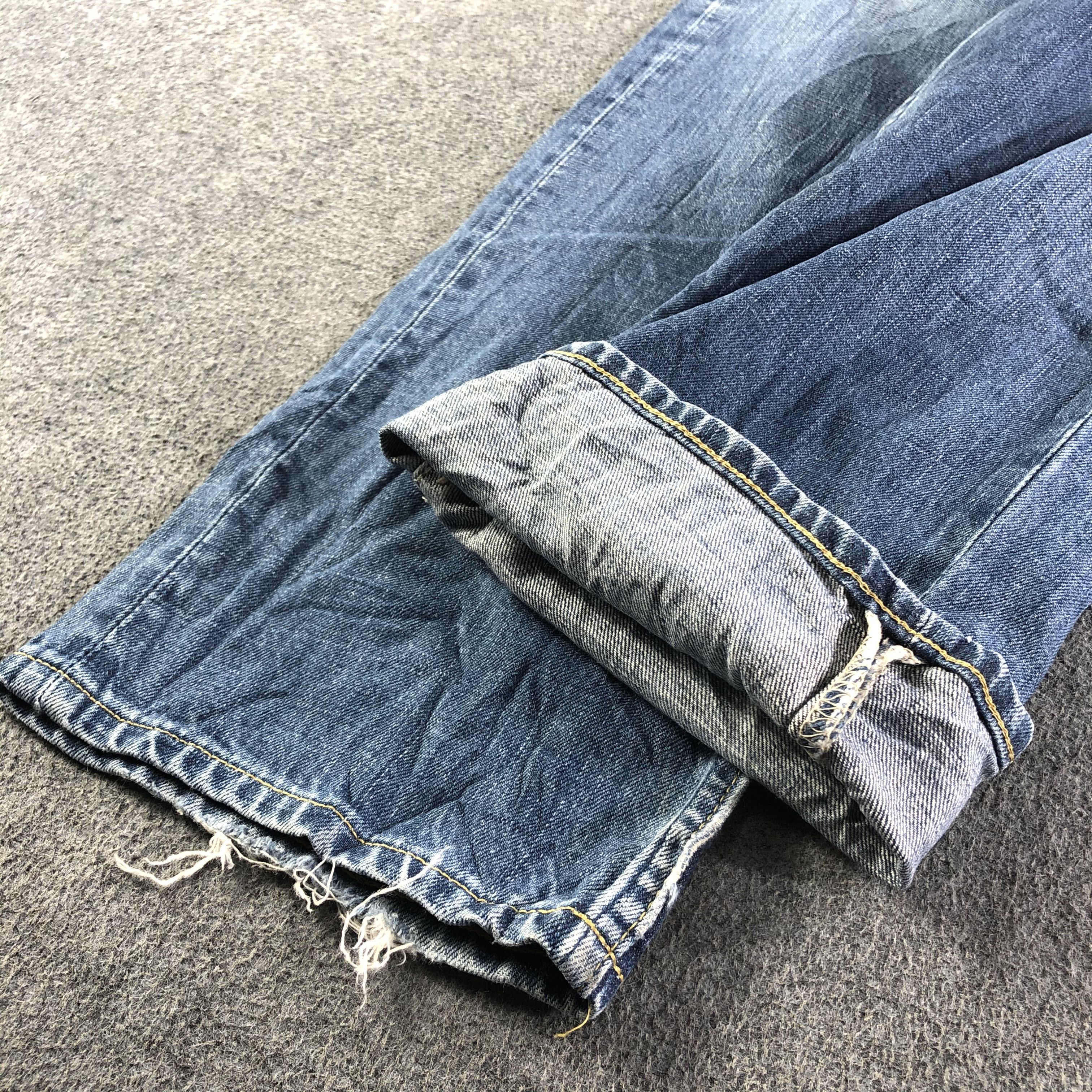 Levi's Vintage Blue Wash Levis 502 Jeans-J3970 Size US 35 - 7 Thumbnail
