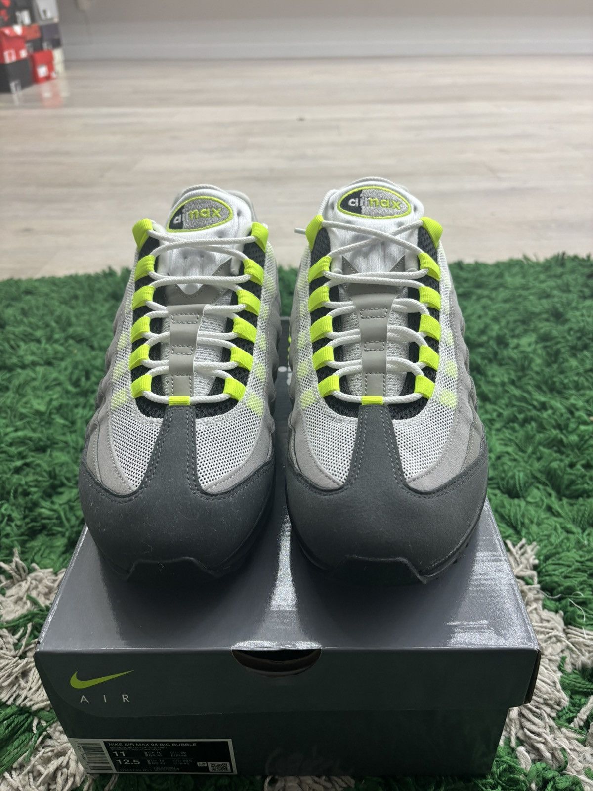 Nike ✅Nike Air Max 95 OG Neon Size 11M Size US 11 / EU 44 - 2 Thumbnail