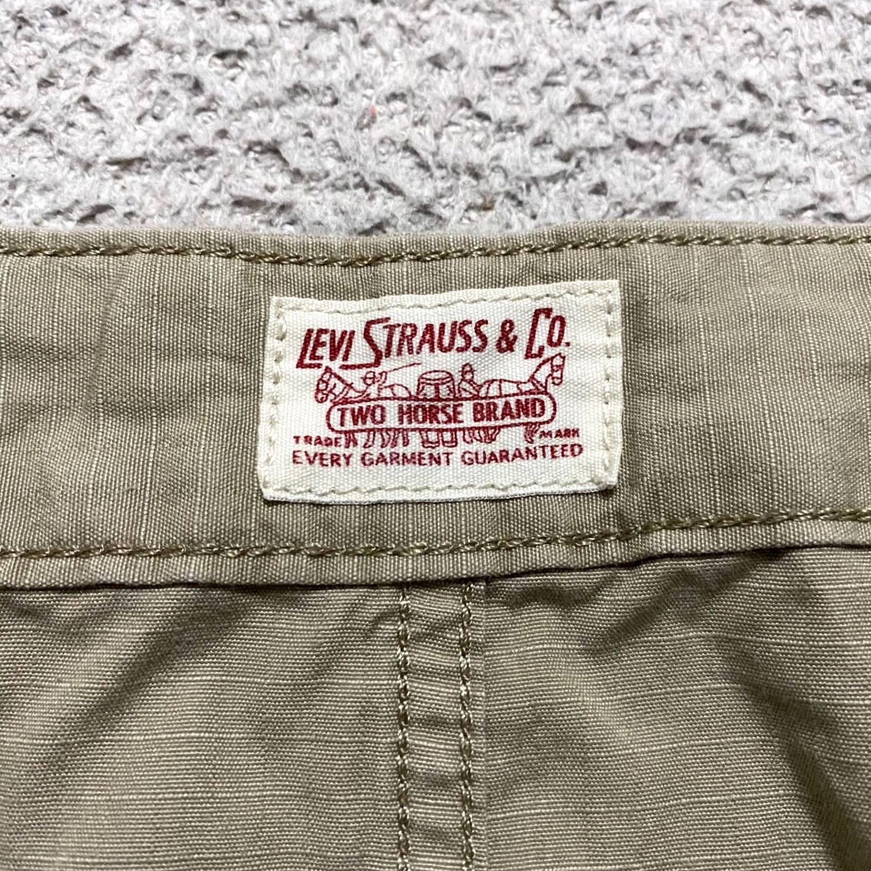 Levi's New title: Levi'S Cargo Mens 46 Shorts Beige Ripstop Utility Outdoor Inseam 9" - Authentic Size US 30 / EU 46 - 3 Thumbnail