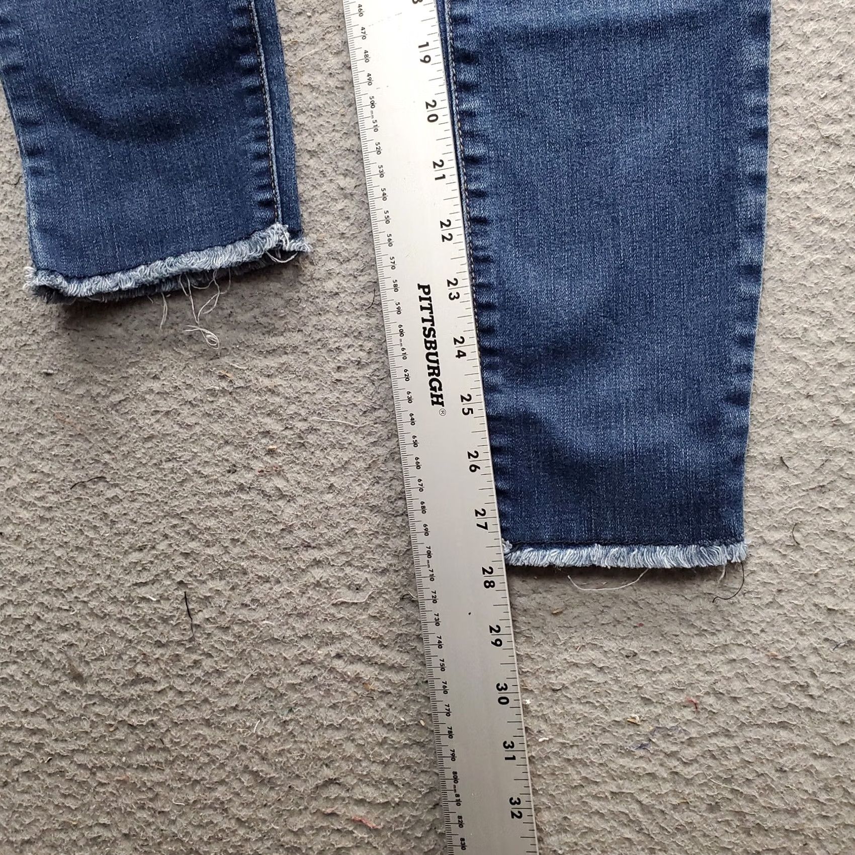 Denime Refuge Womens 4 Blue Denim Skinny Jeans High-Waisted Distressed Frayed Hem 27.75 Inseam Regular 5-Pocket Denim Jeans Size 27" / US 4 / IT 40 - 4 Thumbnail