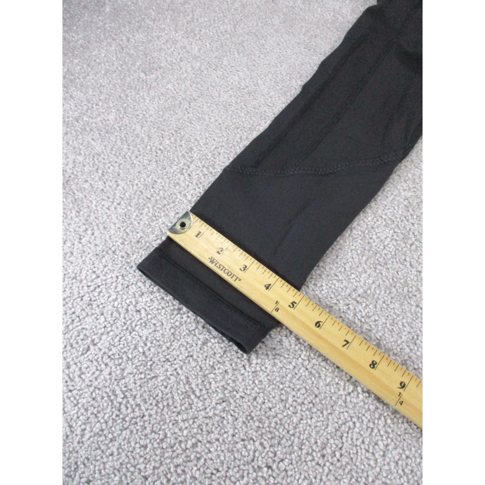 Lululemon Lululemon Leggings Womens 4 Black Performance Crop Athletic Cropped Leggings Womens 4 Black Athleisure Gym & Training Running Yoga Mens? Size 27" / US 4 / IT 40 - 4 Thumbnail