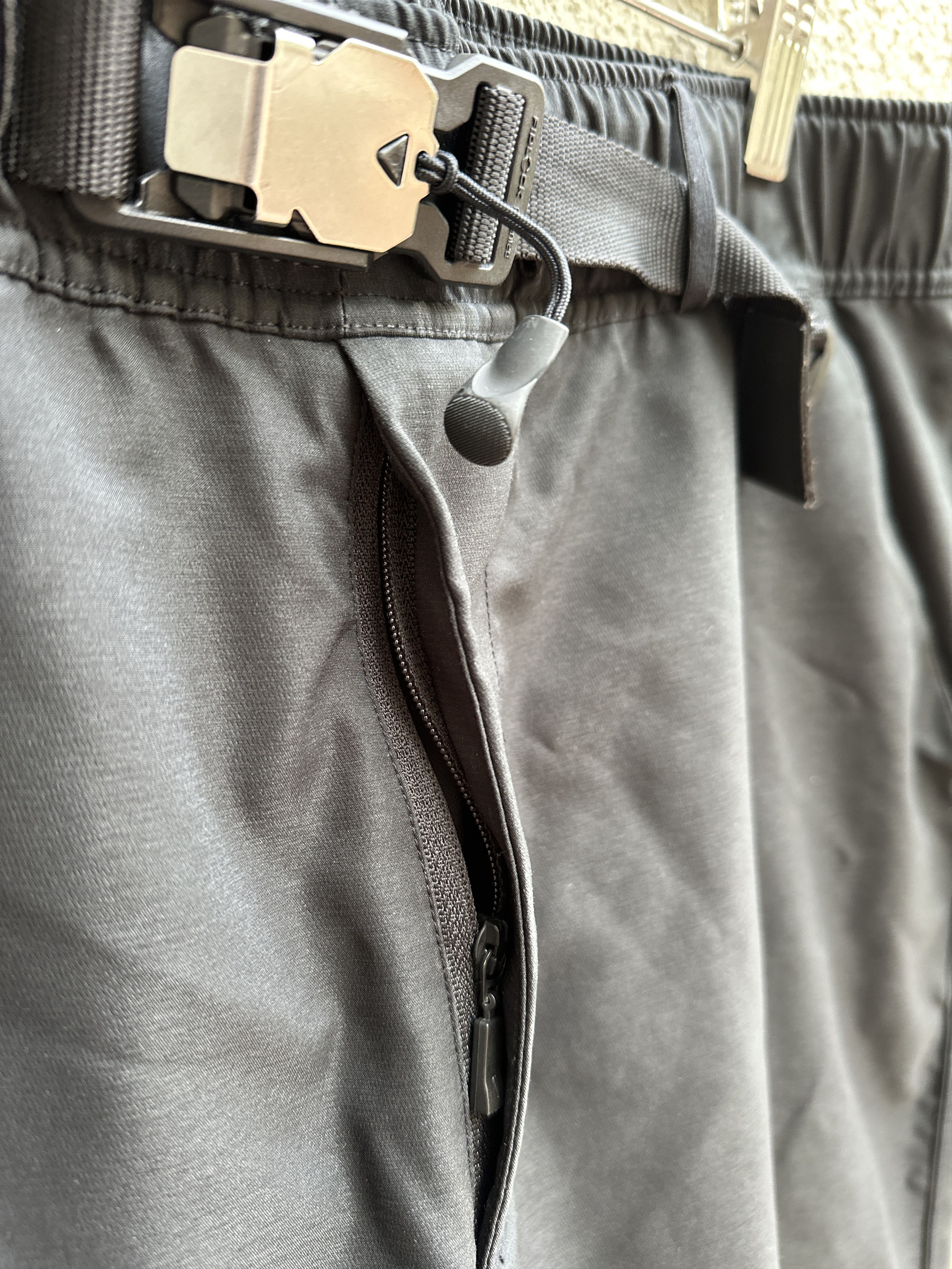 1017 ALYX 9SM MMW Tech Pants Size US 33 - 5 Thumbnail