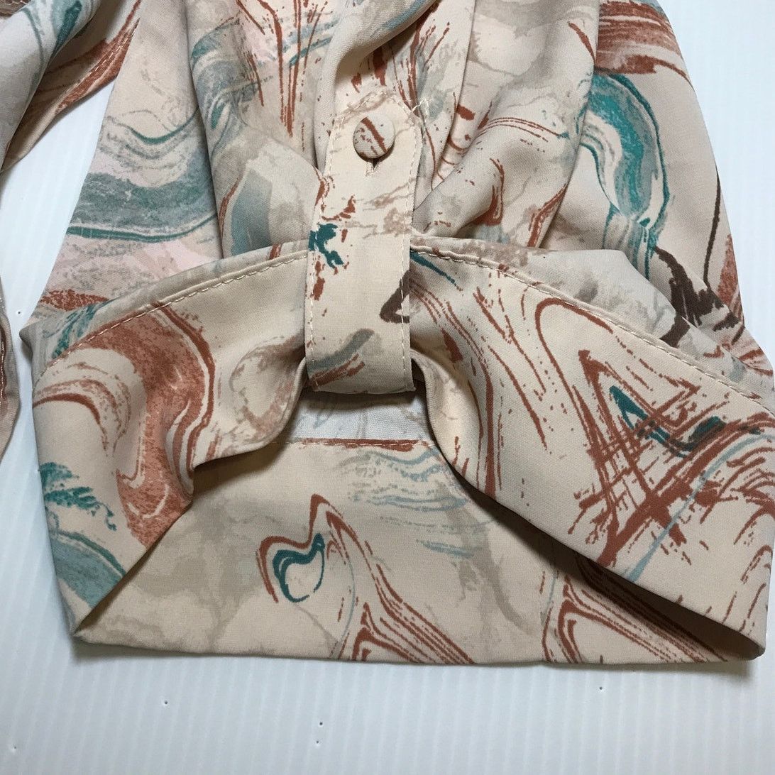 Other Torrid Harper V-Neck 3/4 Roll-Tab Sleeve Blouse 2X Size XXL / US 16-18 / IT 52-54 - 7 Thumbnail