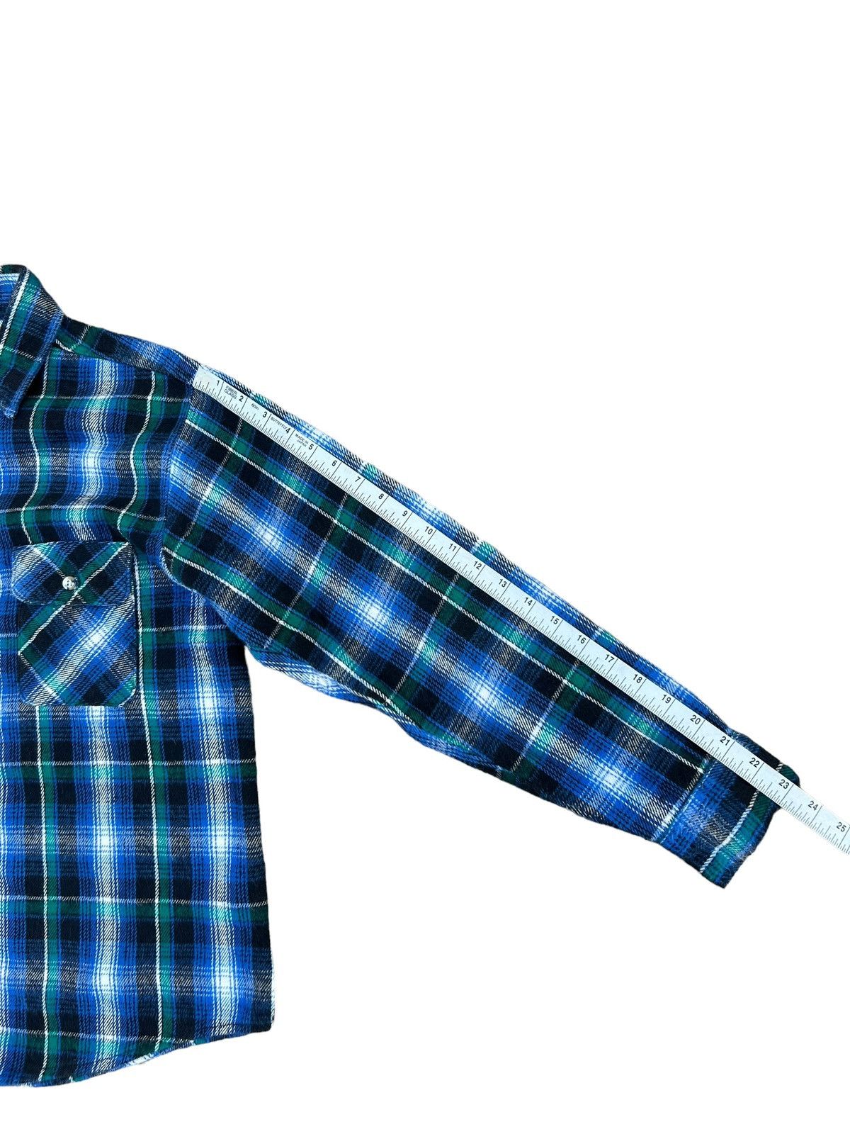 Flannel Vintage 1994 Levi’s Alaska Outdoor Plaid Flannel Shirt Size US M / EU 48-50 / 2 - 3 Thumbnail