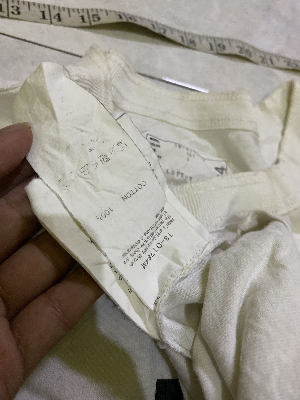 Sacai truth the new york times 2018 Size US M / EU 48-50 / 2 - 3 Thumbnail