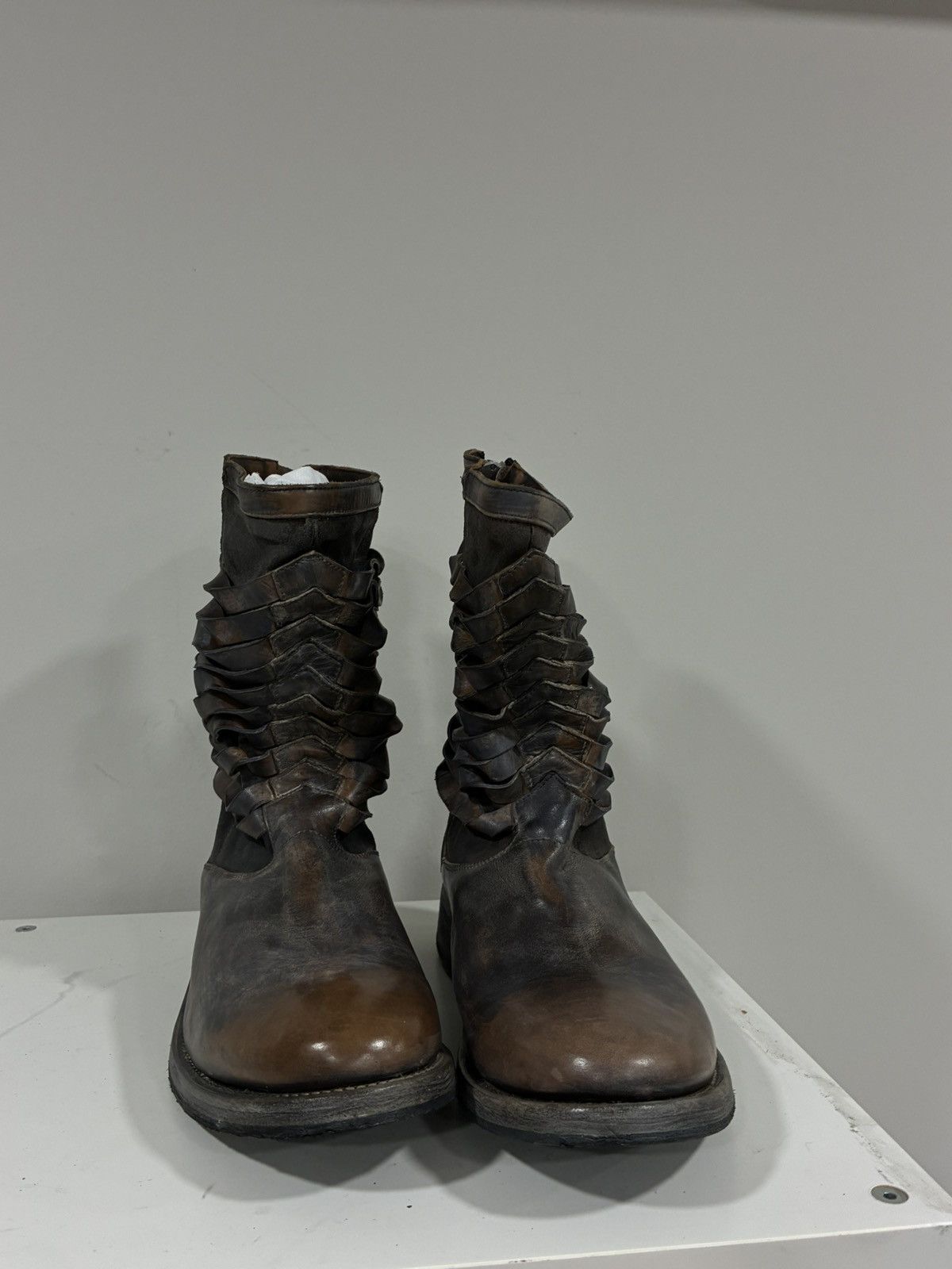 John Varvatos Distressed Artisan Boot Size 10 Size US 10 / EU 43 - 5 Thumbnail