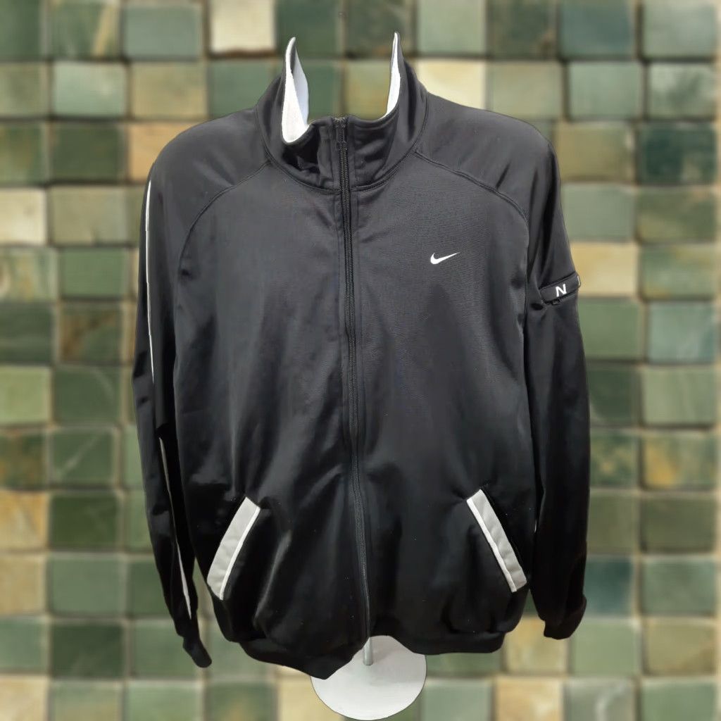 Nike VINTAGE Nike Full Zip Mock Neck Sweatshirt XL Black Tag Swoosh 2000s Mens Size US XL / EU 56 / 4 - 1 Thumbnail