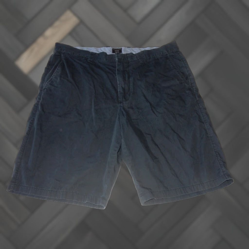 Banana Republic BANANA REPUBLIC Chino Shorts Men Size 36 Blue Size US 36 / EU 52 - 1 Thumbnail