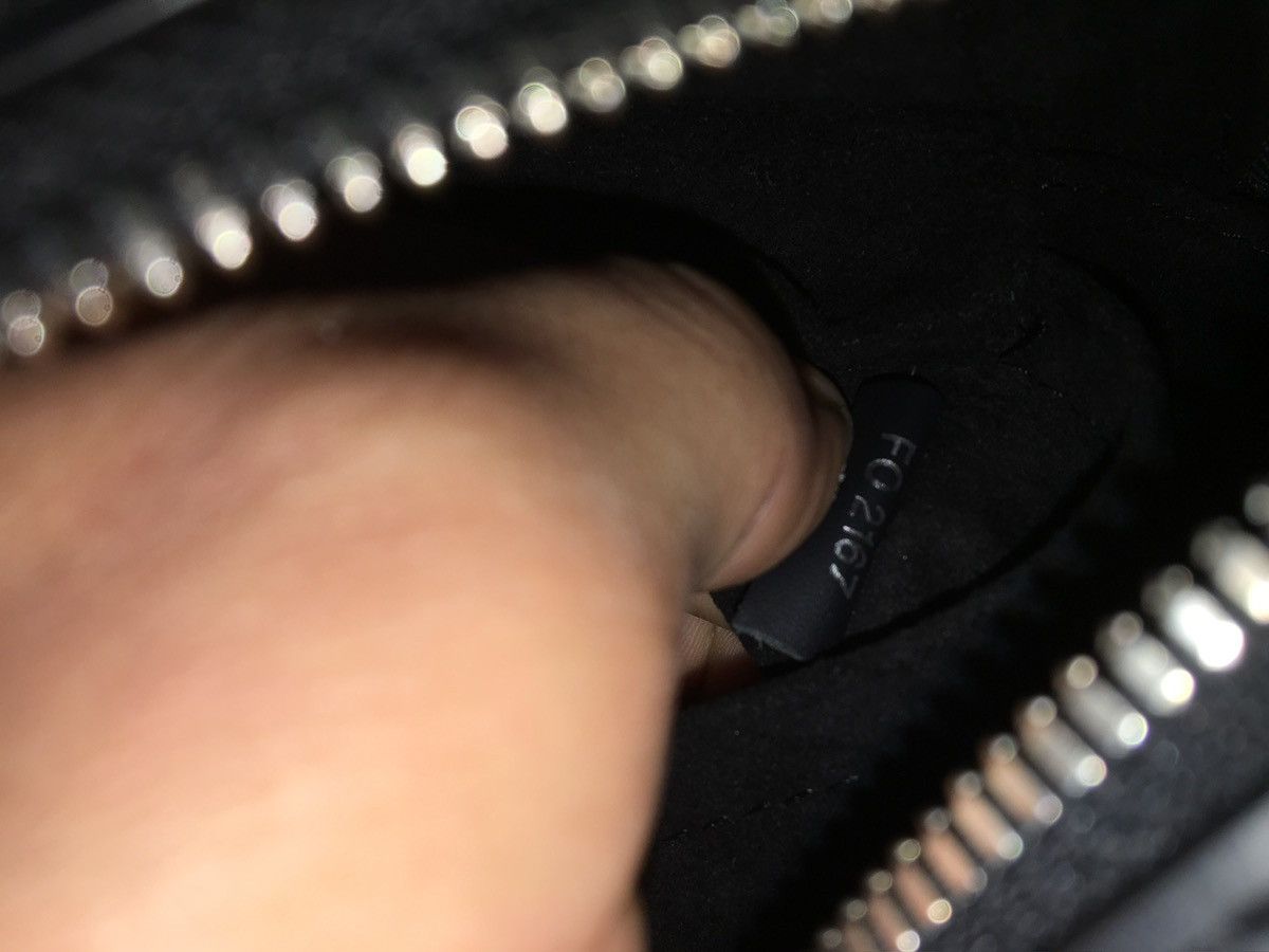 Louis Vuitton × Supreme Louis Vuitton X Supreme Danube PM EPI Leather Cross Body Bag Size ONE SIZE - 16 Thumbnail