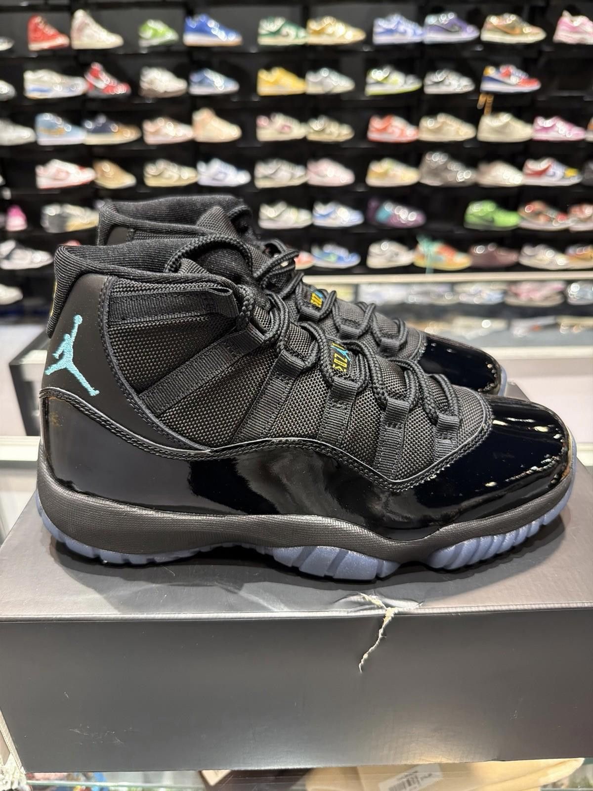 Jordan Brand Air Jordan Retro 11 Gamma Blue Size (9) 2025 CT8012-047 Size US 9 / EU 42 - 1 Thumbnail