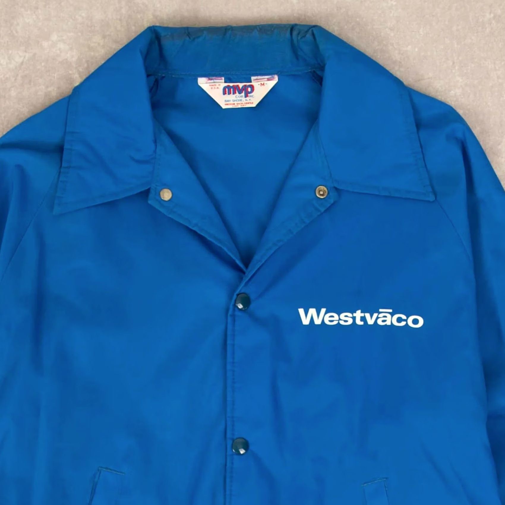 Vintage VINTAGE MVP Coach Jacket Mens Blue Nylon 90s Short Sleeve? Size US M / EU 48-50 / 2 - 3 Thumbnail