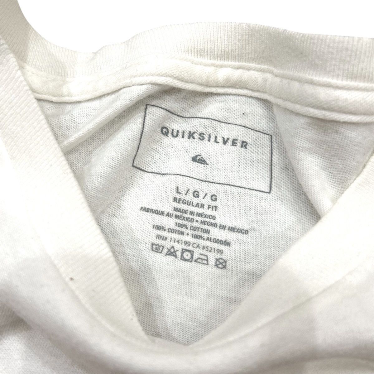 Quiksilver Quiksilver Santa Surf Center Logo Tshirt Size US L / EU 52-54 / 3 - 3 Thumbnail