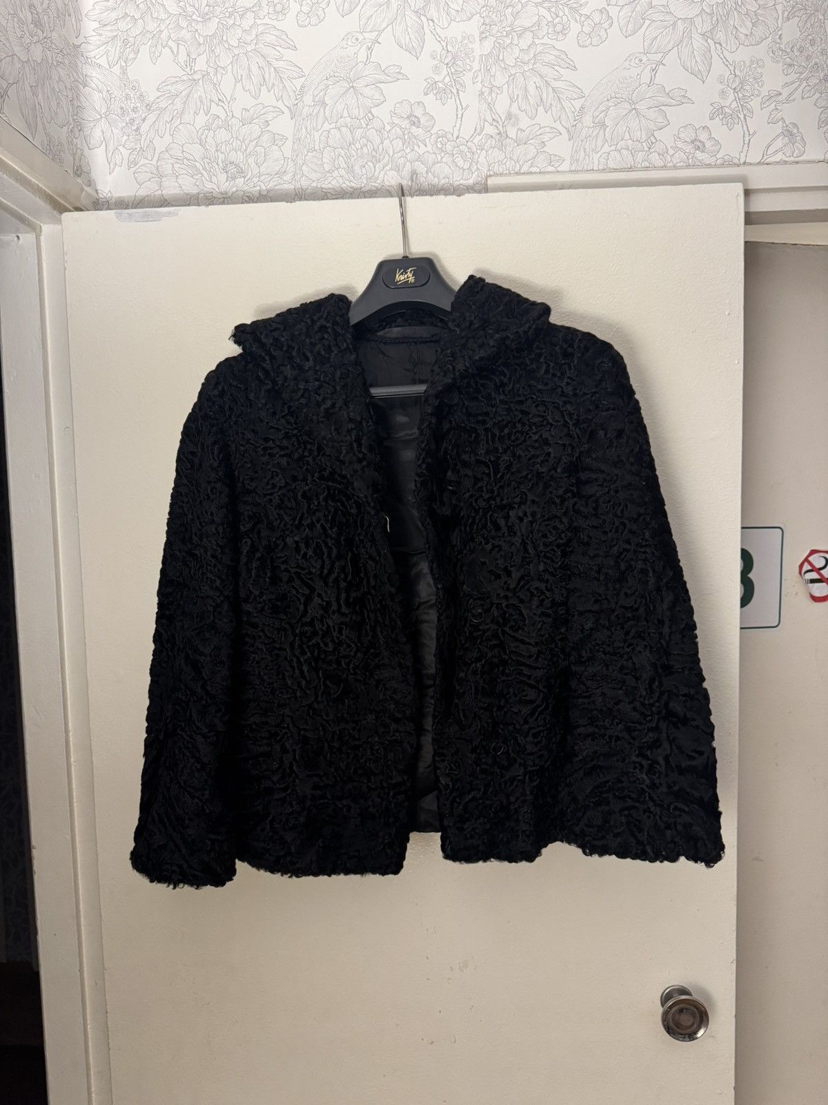 Other Vintage short caracul fur coat Size S / US 4 / IT 40 - 3 Thumbnail