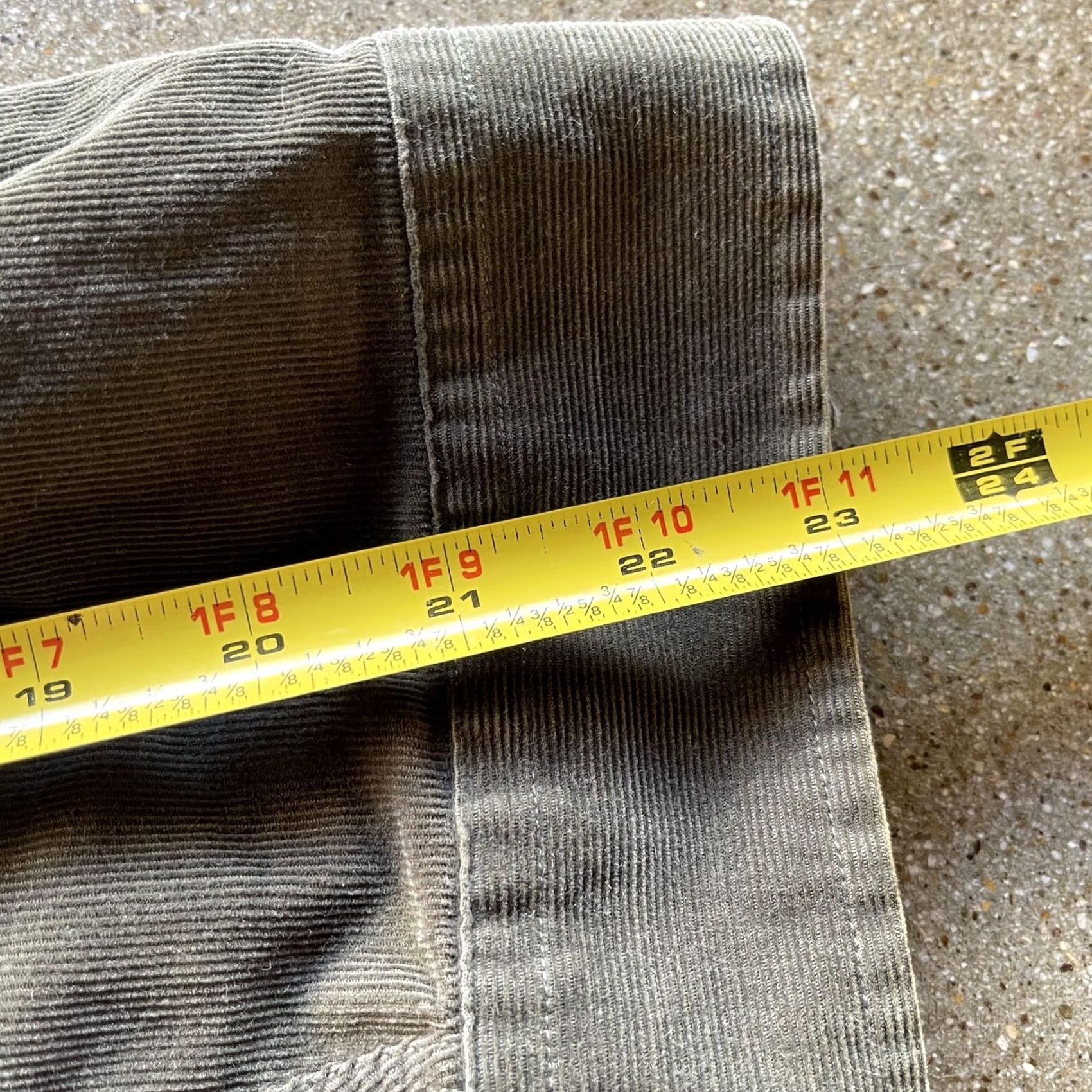 Neiman Marcus Neiman Marcus Shirt Mens 2XL Green Corduroy Long Sleeve Button Up Casual Size US XXL / EU 58 / 5 - 6 Thumbnail