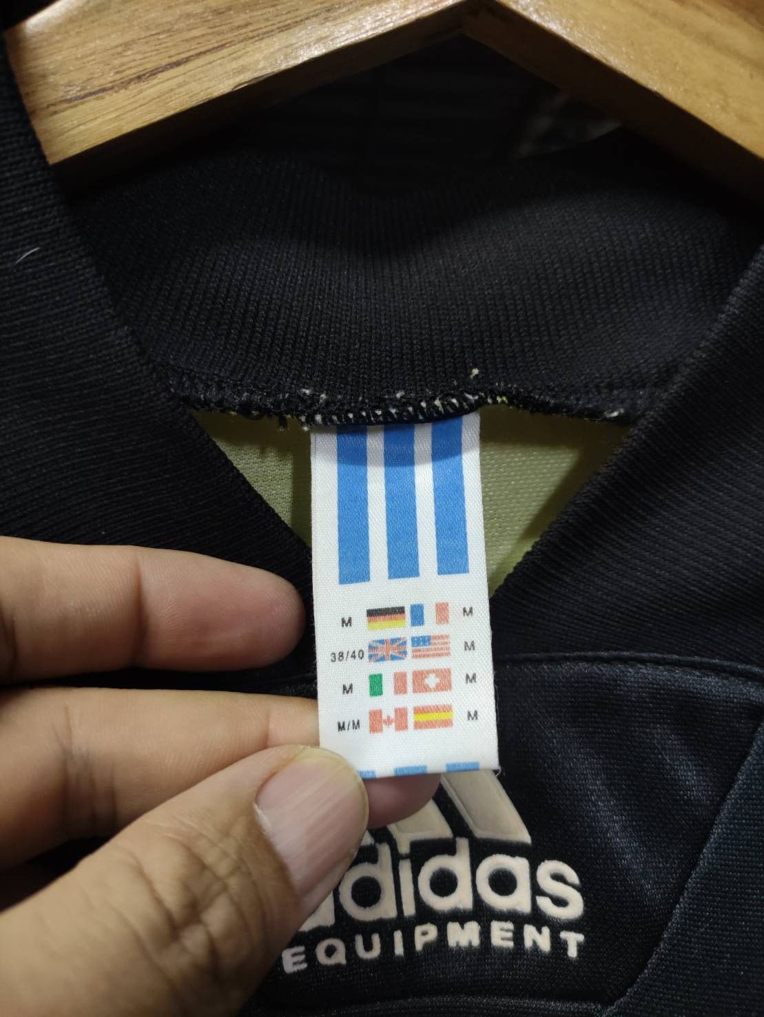 Adidas Vtg 90's Adids Equipment Goalkeeper Soccer UK Jersey Size US L / EU 52-54 / 3 - 6 Thumbnail