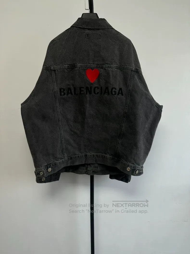 Balenciaga Balenciaga Heart Pattern Denim Jacket Size US XS / EU 42 / 0 - 2 Thumbnail