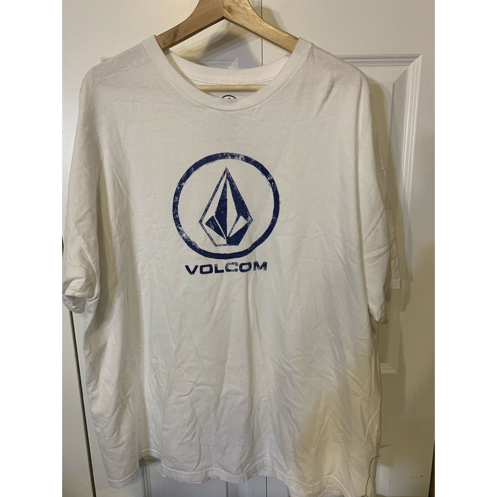 Volcom Volcom T-Shirt Men’s Sz XXL Skate White Blue Size US XXL / EU 58 / 5 - 4 Thumbnail