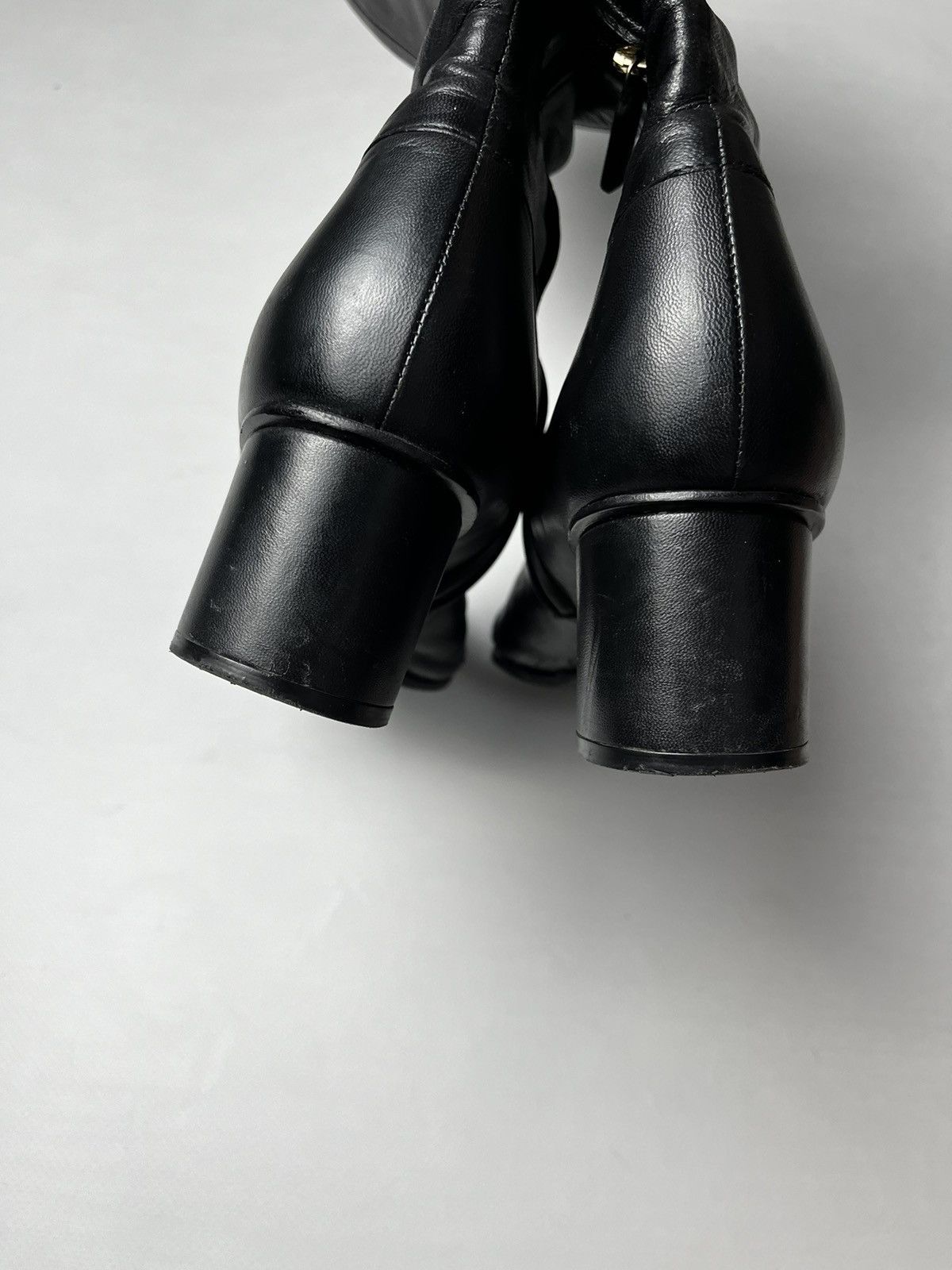 Gucci Gucci leather boots with heels Size US 8.5 / IT 38.5 - 9 Thumbnail