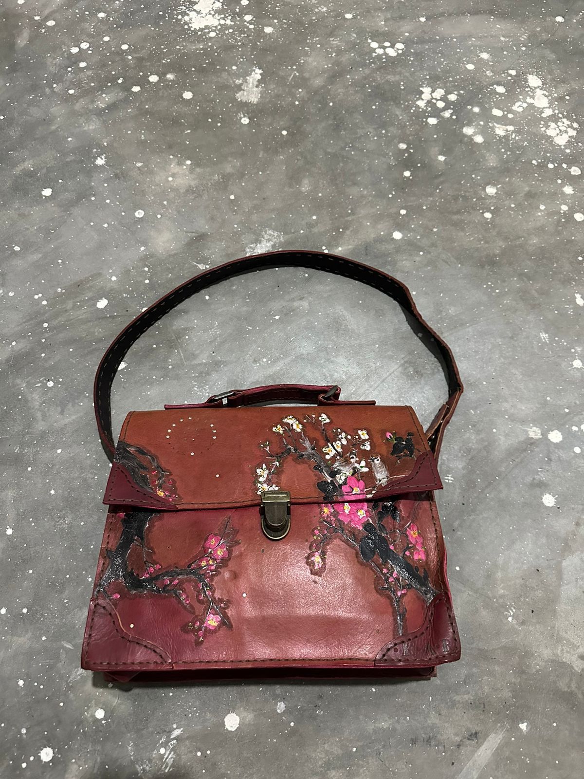 Beautiful Art Leather Bag