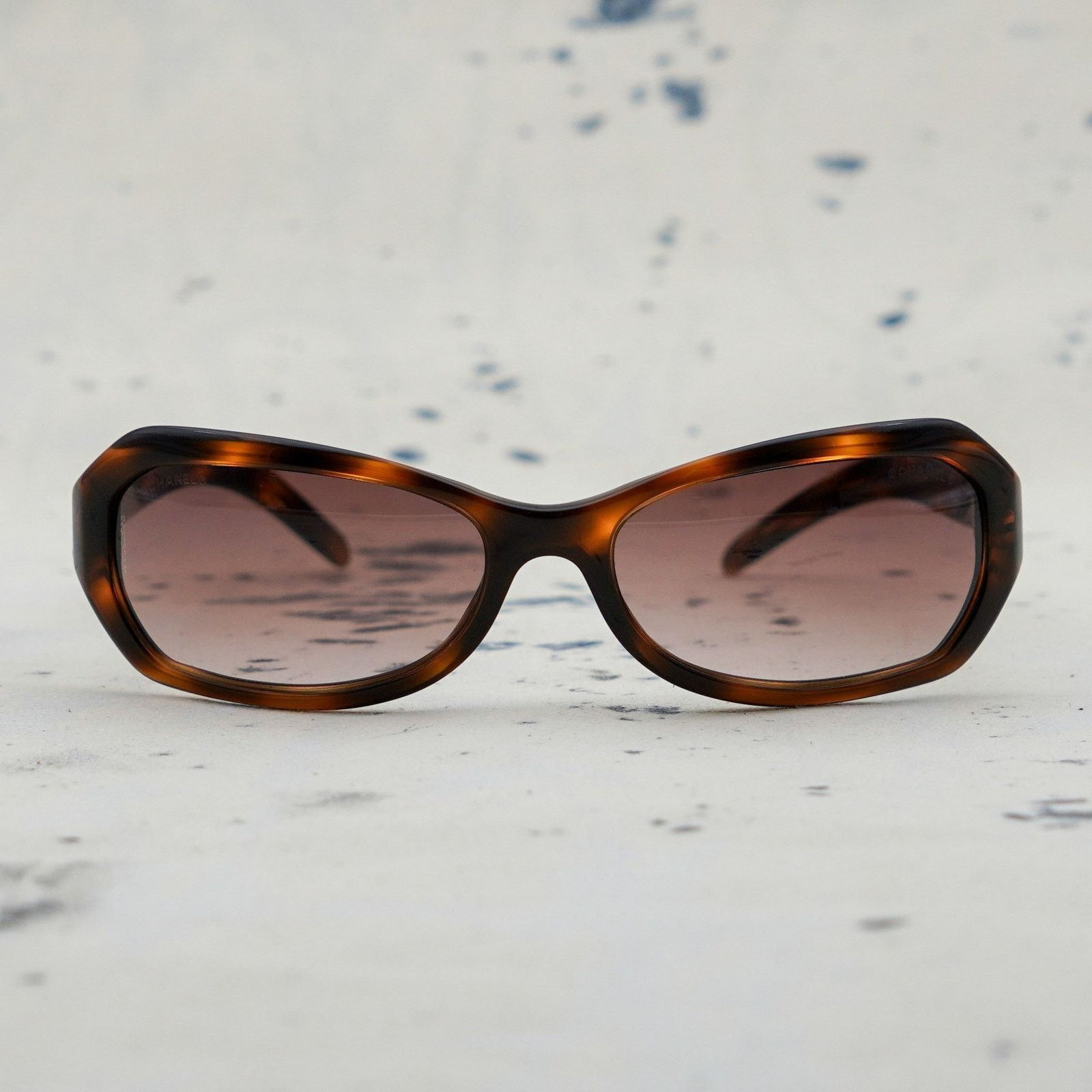 Chanel Vintage chanel brown gradient crystal cc logo y2k sunglasses Size ONE SIZE - 2 Thumbnail