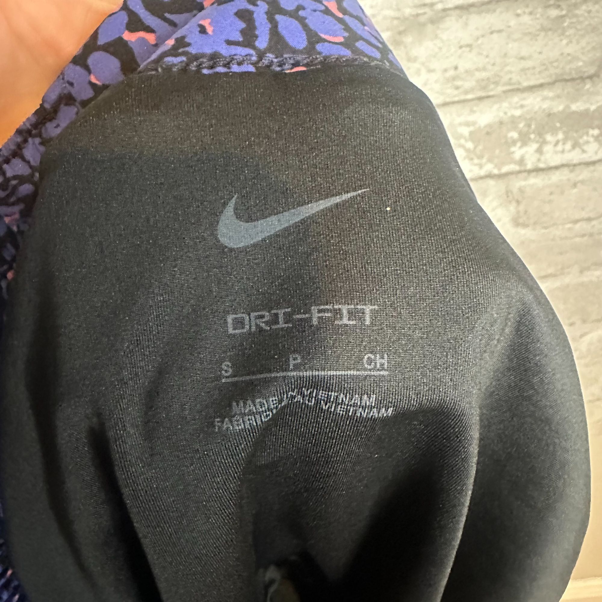 Nike Nike Women's One Dri-FIT Mid-Rise 3" Brief-Lined NWOT Small Size 28" / US 6 / IT 42 - 10 Thumbnail
