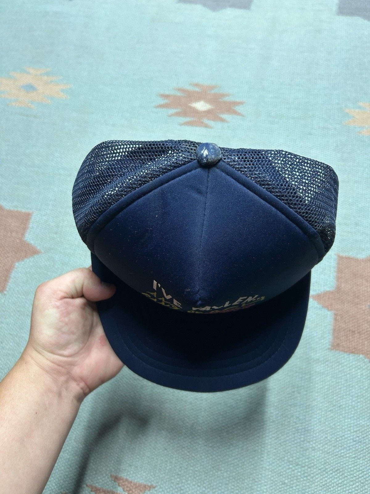 Vintage Vtg trucker hat I’ve fallen can’t reach beer funny novelty Size ONE SIZE - 3 Thumbnail