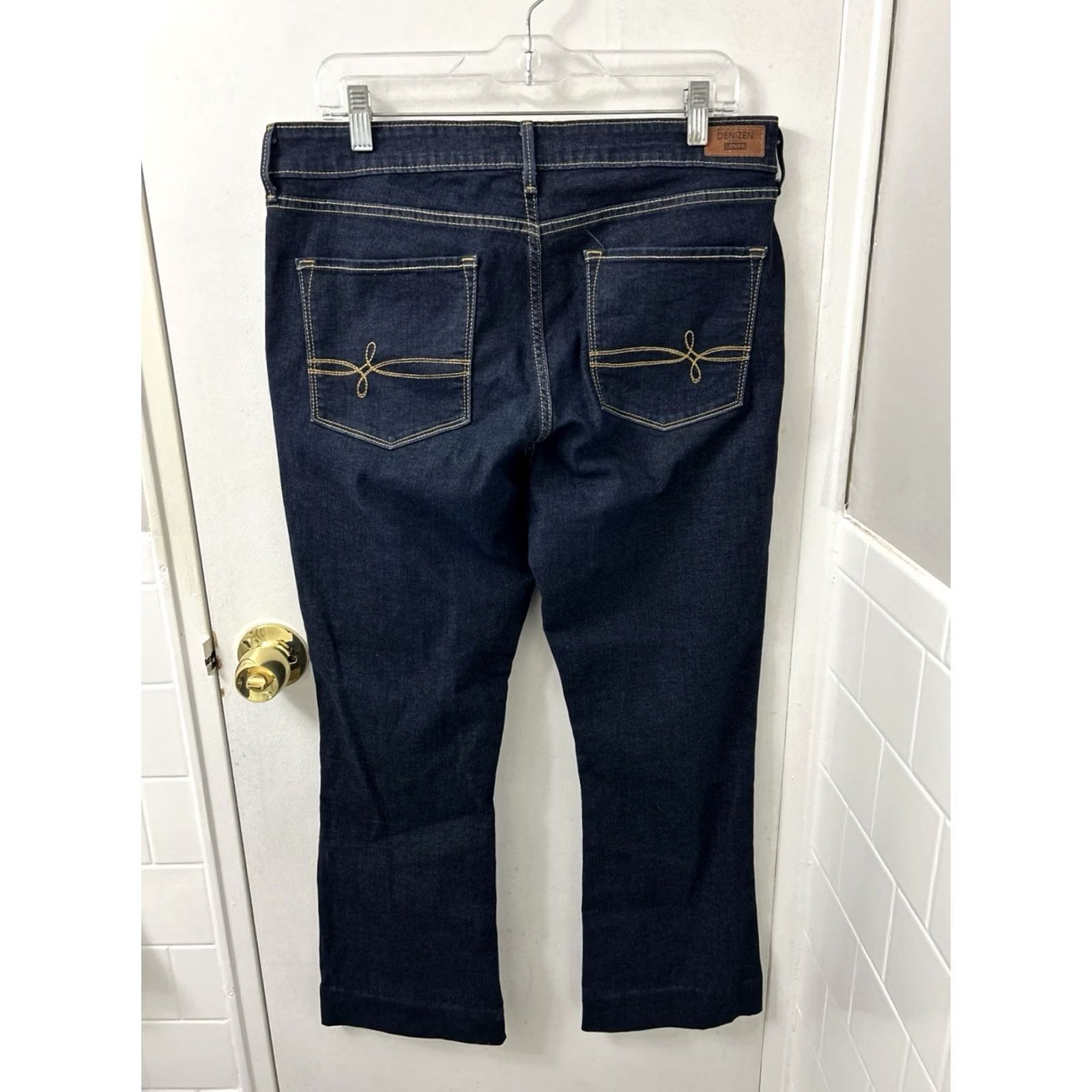 Denizen Levis Denizen Modern Boot Cut Jeans Womens Size 33x28 Dark Wash Stretch Denim Slim Embroidered Logo 5-Pocket Regular Rise Womens Jeans Size 24" / US 00 / IT 34 - 5 Thumbnail