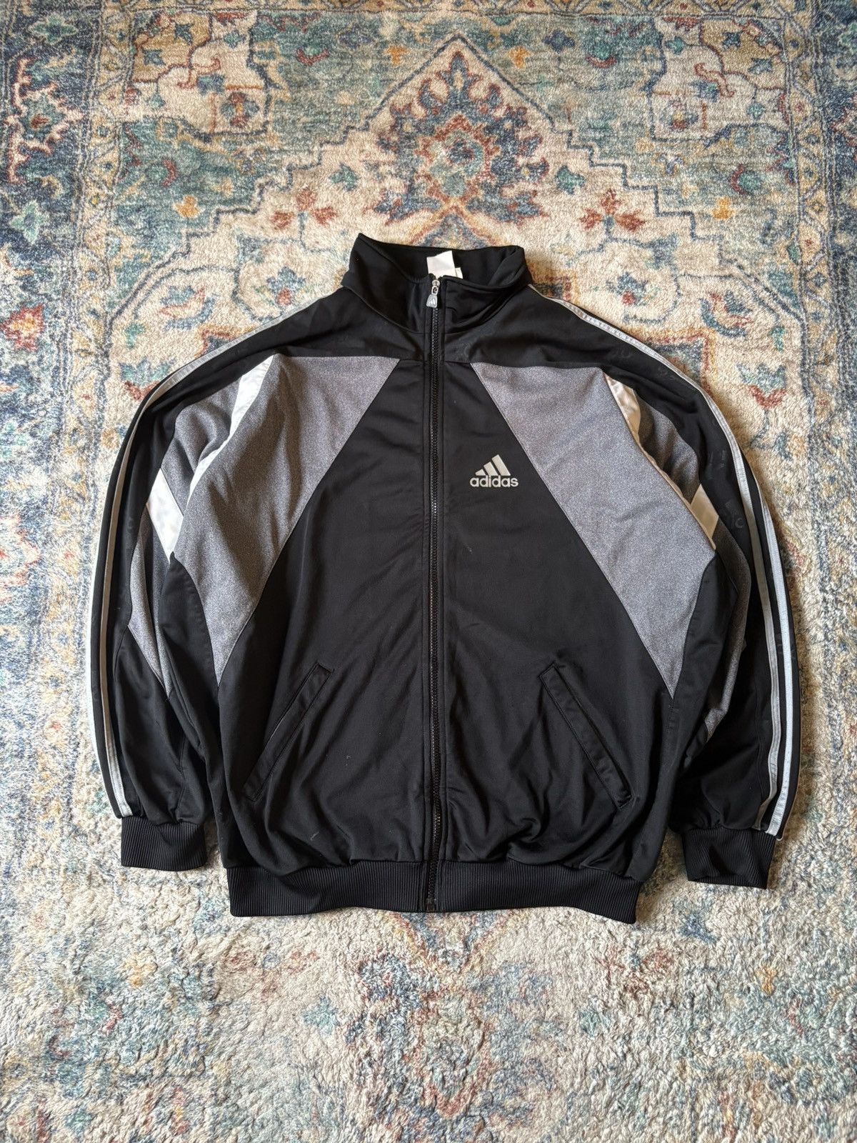 Adidas Vintage Adidas Black Zip-up Track Jacket Size XL Size US XL / EU 56 / 4 - 1 Thumbnail