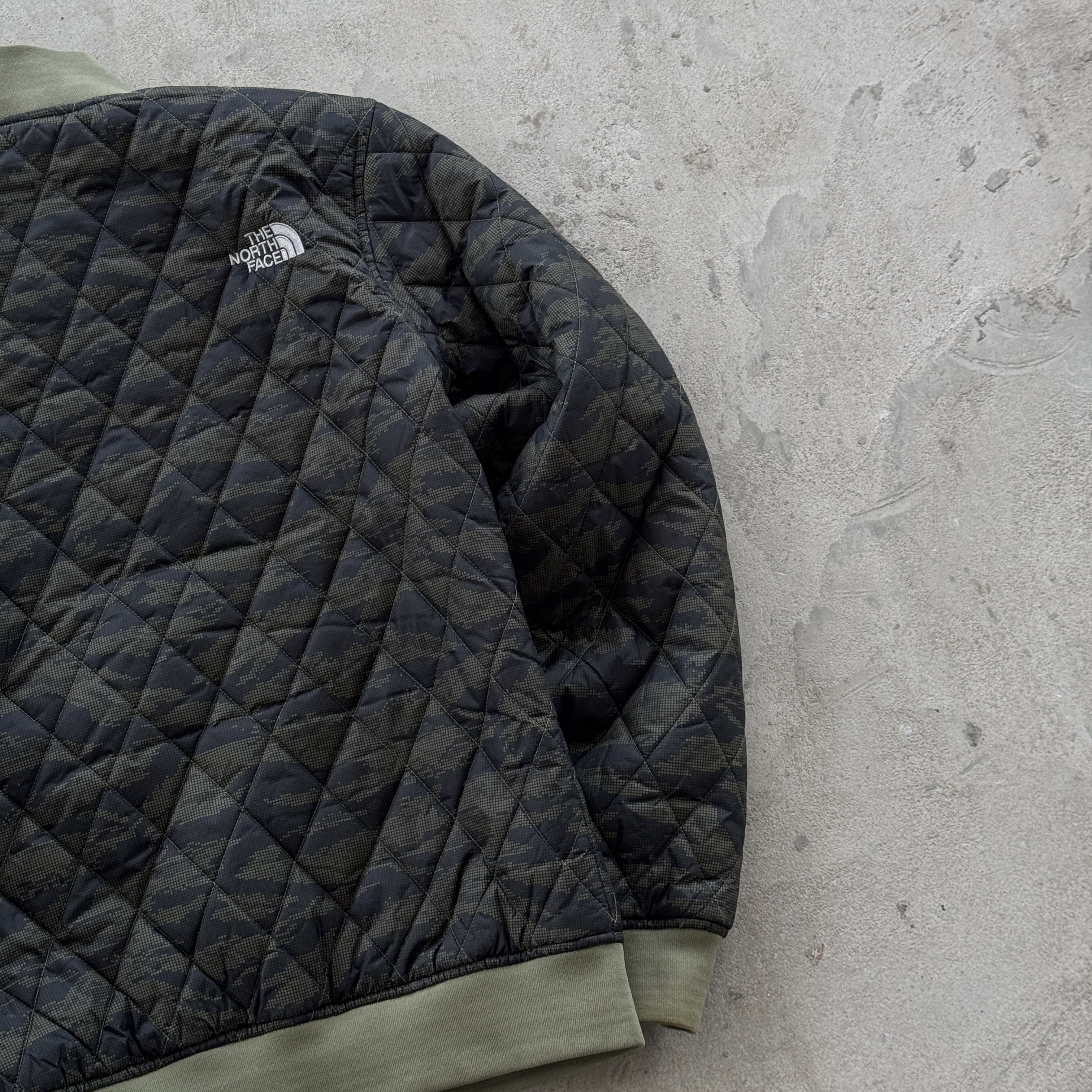 The North Face The North Face Quilted Digital Camo Bomber Jacket XS Size US XS / EU 42 / 0 - 6 Thumbnail