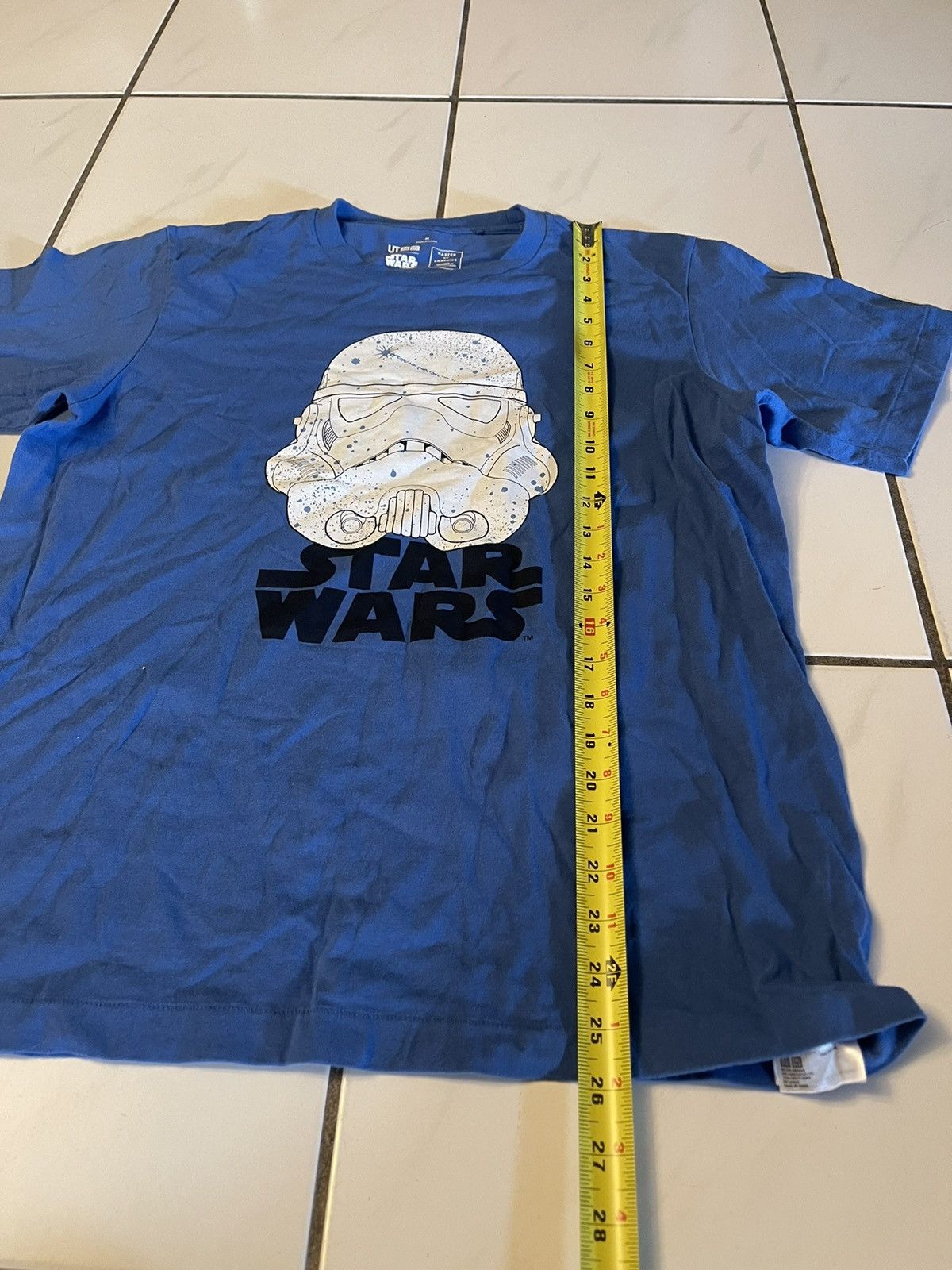 Jun Takahashi × Star Wars × Uniqlo Uniqlo Star Wars Jun Takahashi Undercover T-Shirt Medium Size US M / EU 48-50 / 2 - 5 Thumbnail