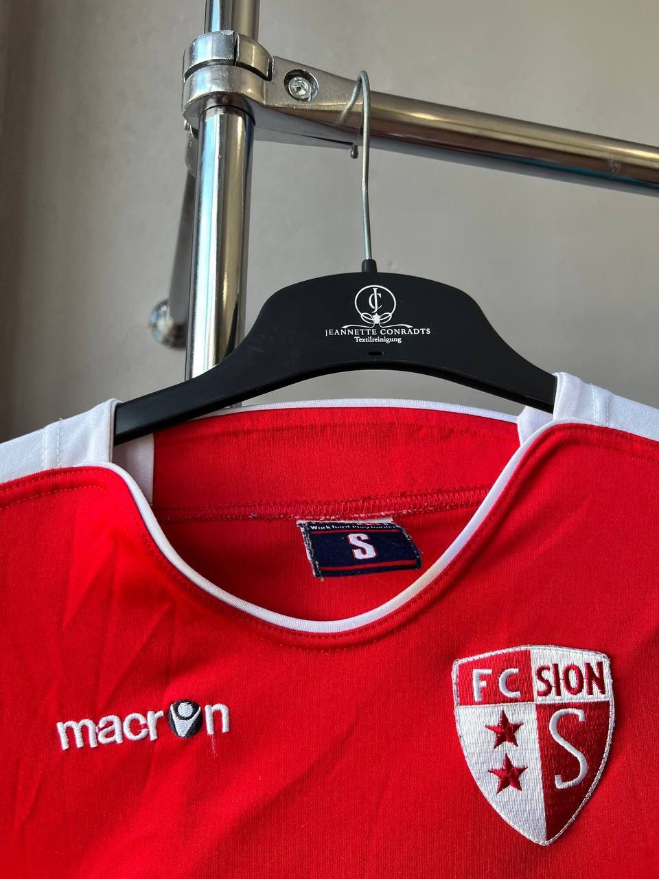 Macron 2007/08 FC SION #16 AWAY SOCCER JERSEY FOOTBALL SHIRT SIZE S Size US S / EU 44-46 / 1 - 8 Thumbnail